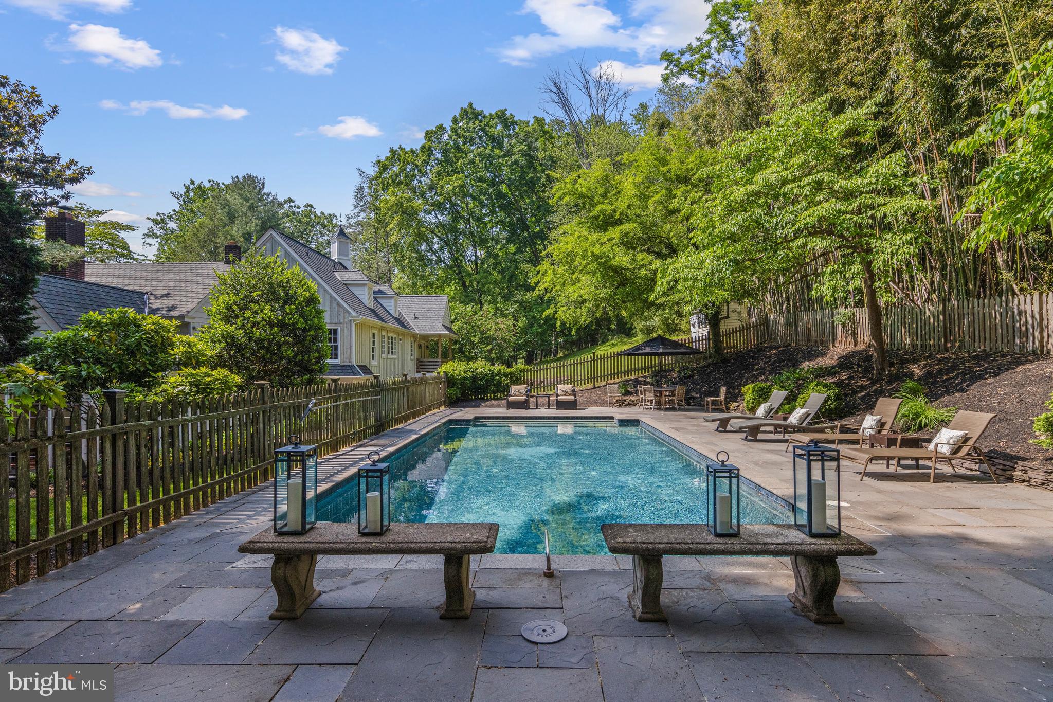 MEDIA - Residential