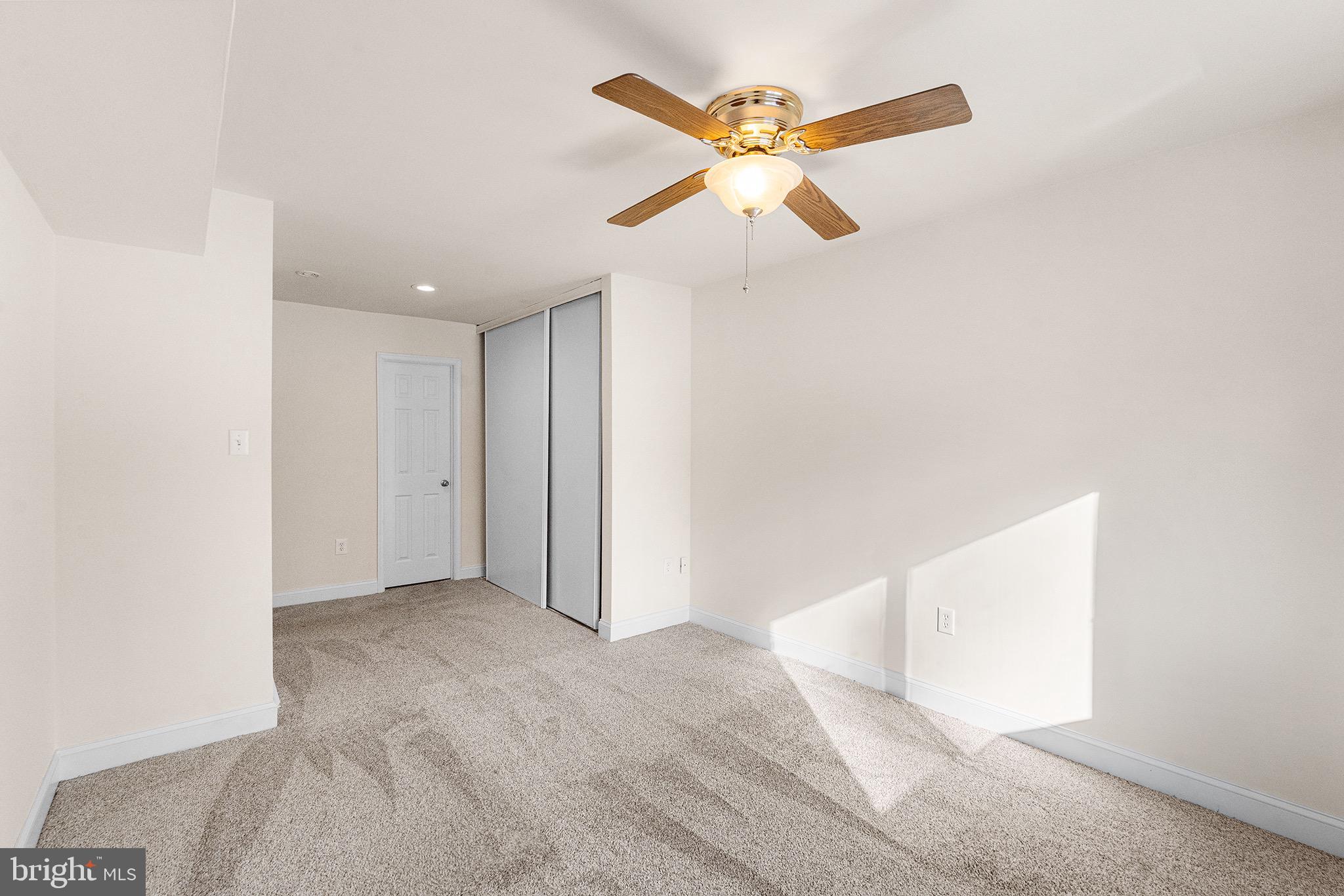 PAINTERS CROSSING - Residential