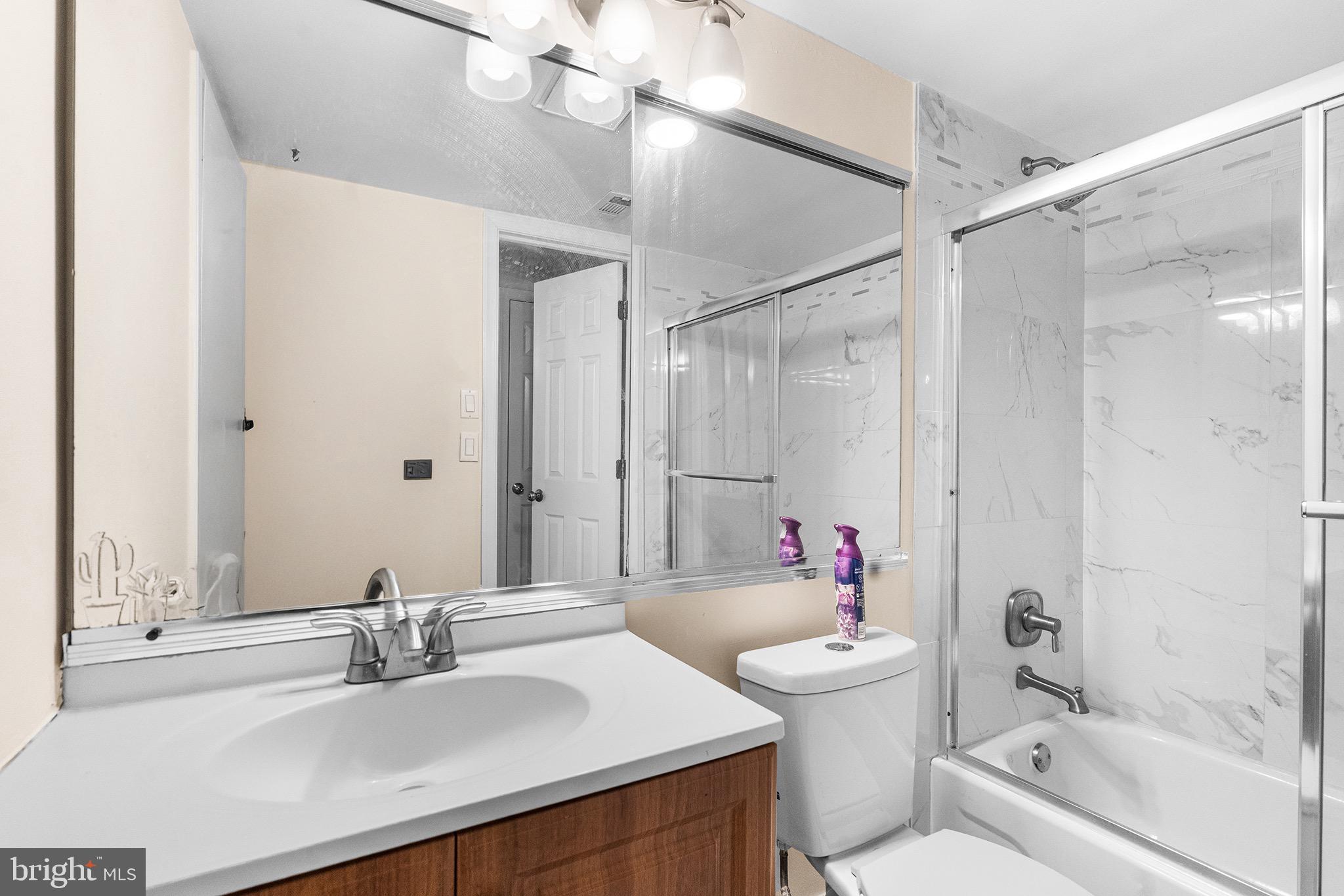 PAINTERS CROSSING - Residential