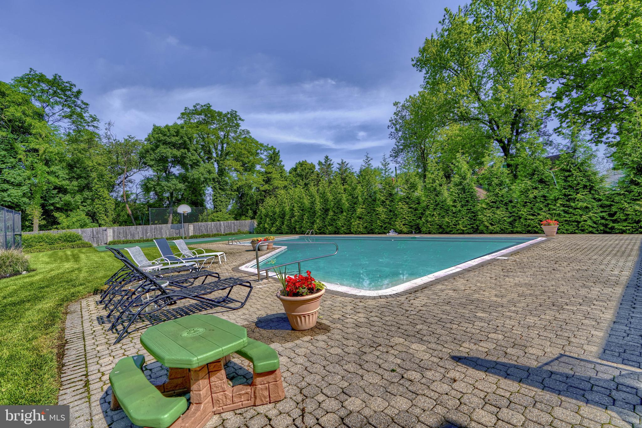 LINTHICUM HEIGHTS - Residential