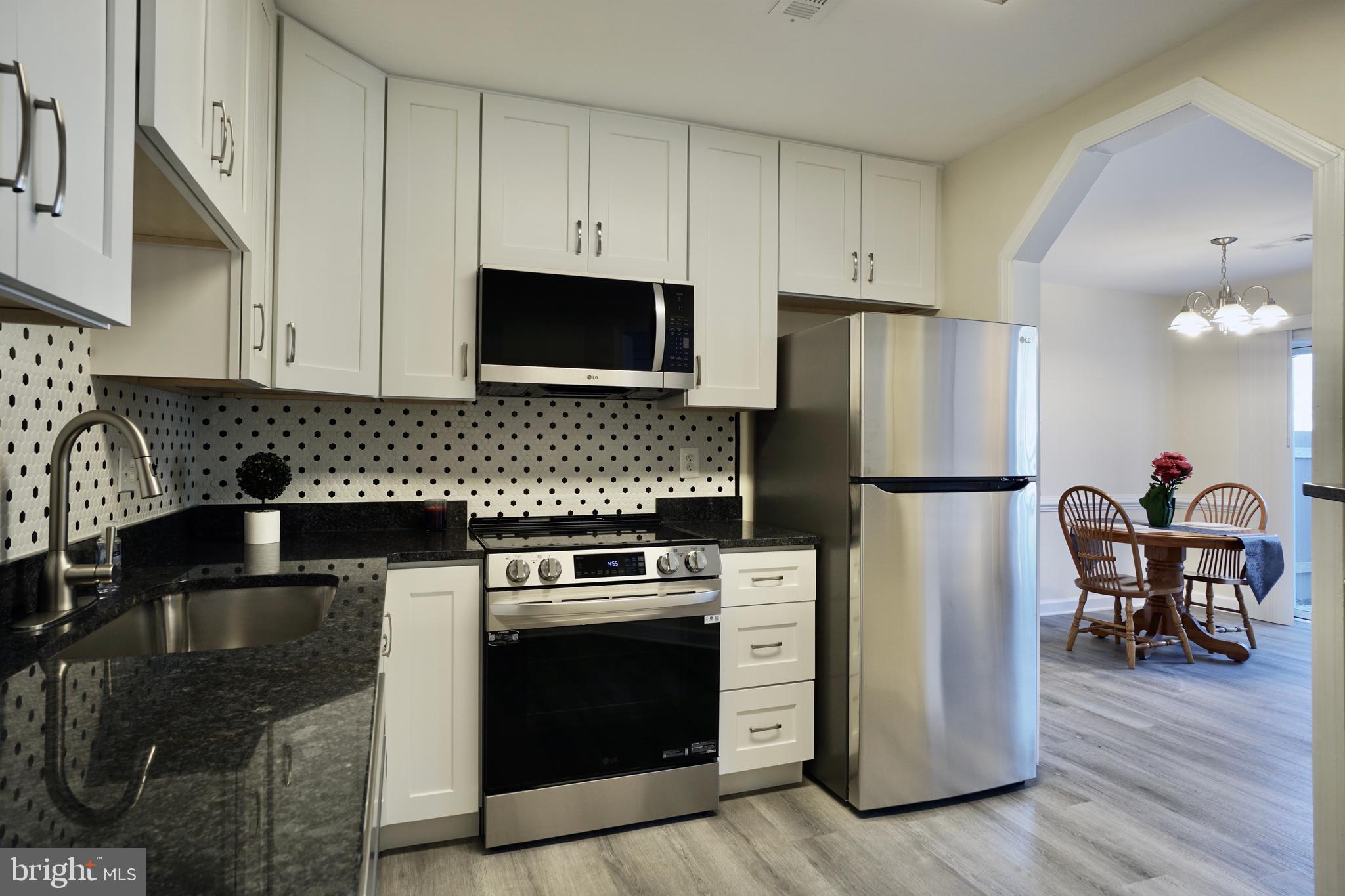 CRESTWOOD VILLAGE - Residential