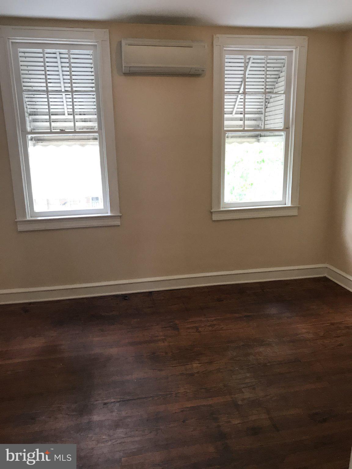 EAST BALTIMORE MIDWAY - Residential