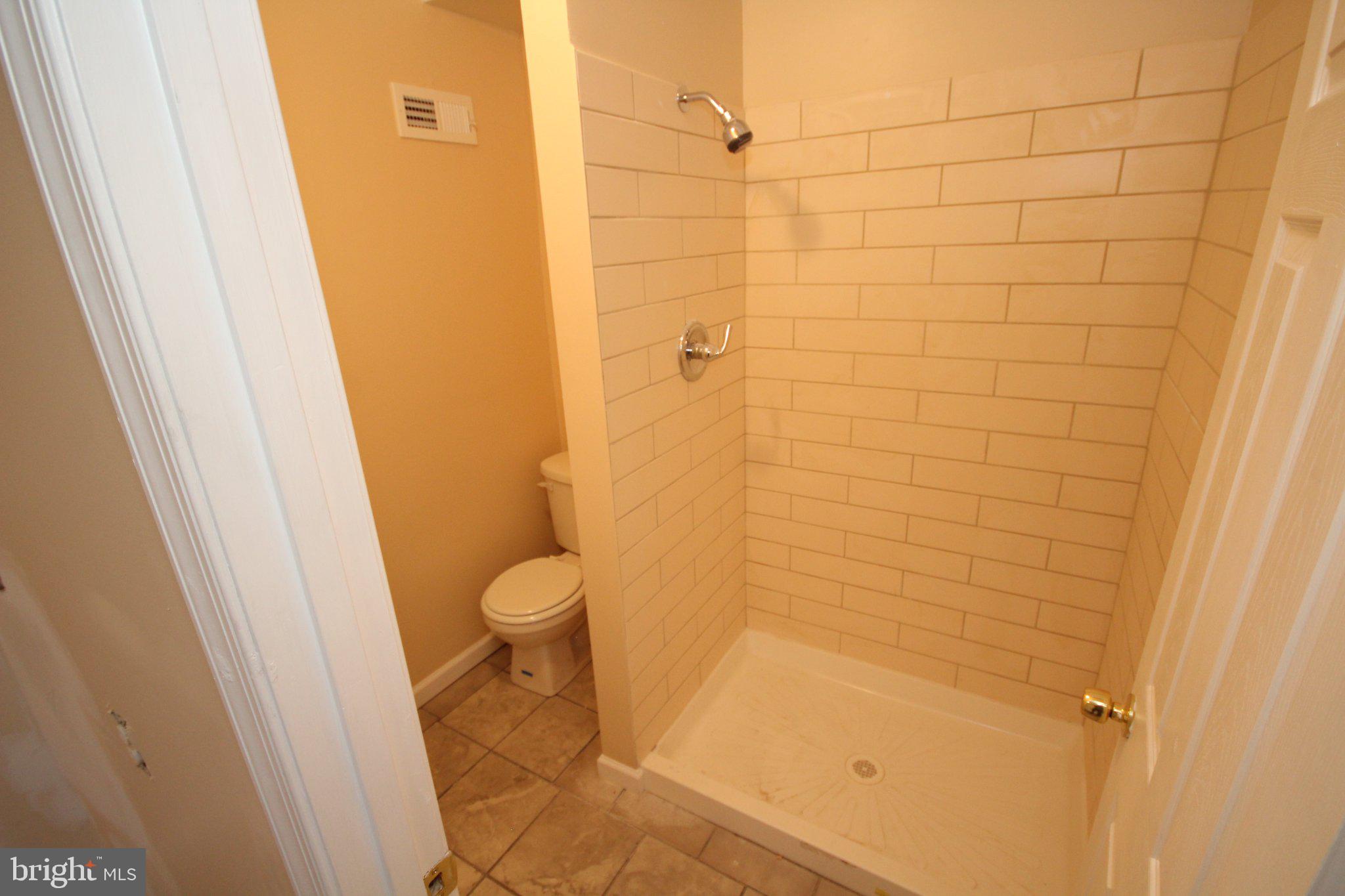 EAST BALTIMORE MIDWAY - Residential