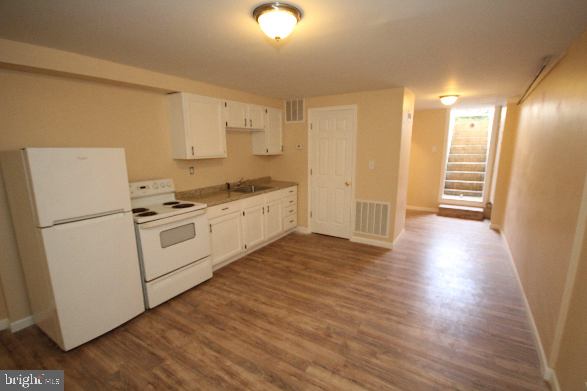 EAST BALTIMORE MIDWAY - Residential