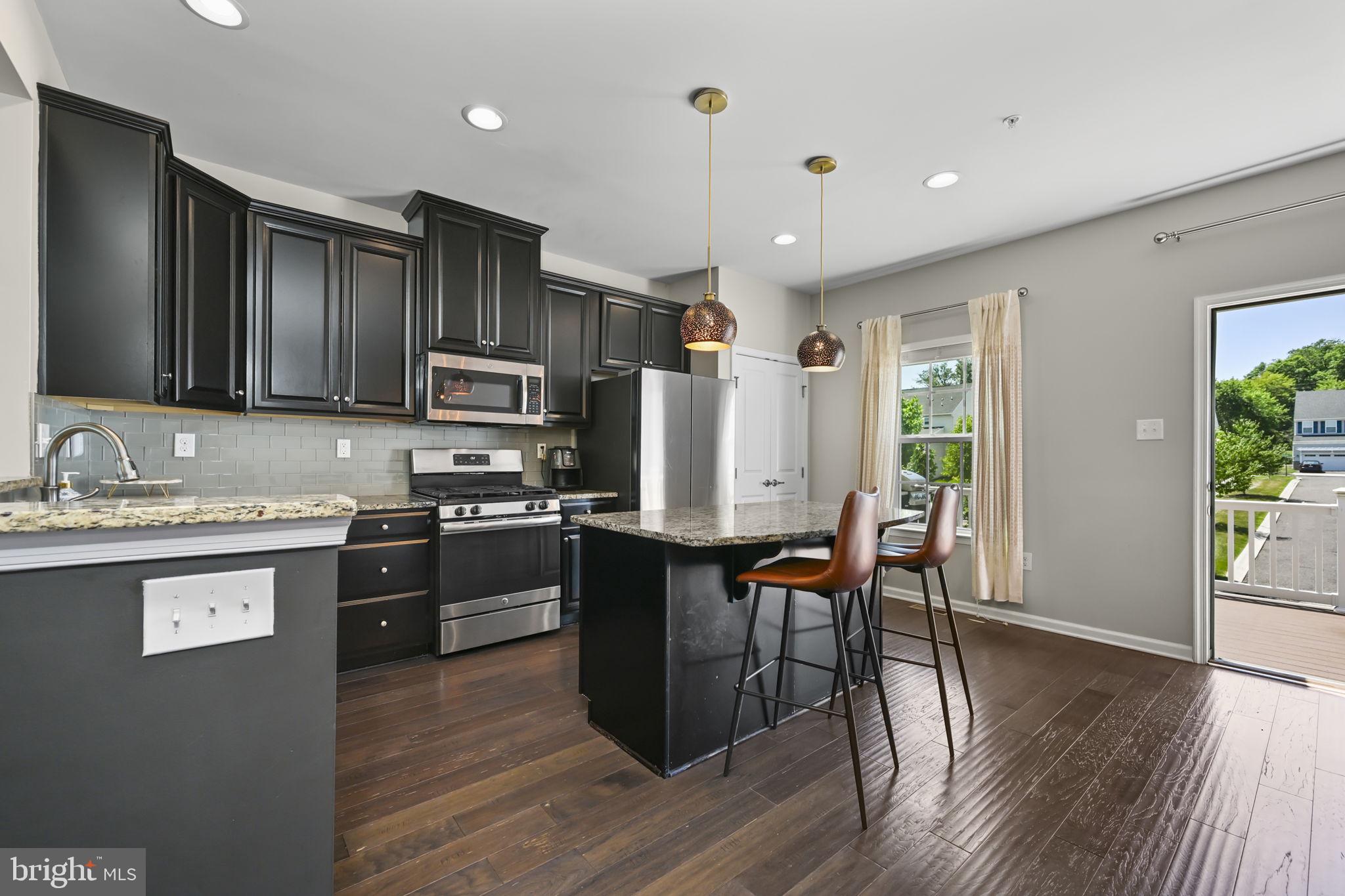 WASHINGTON SQUARE - Residential
