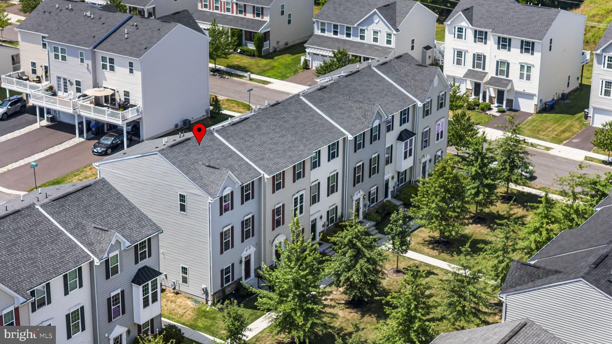 WASHINGTON SQUARE - Residential