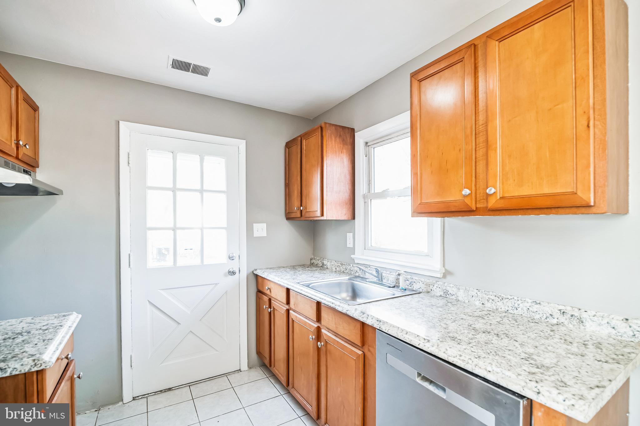 MARUMSCO VILLAGE - Residential Lease