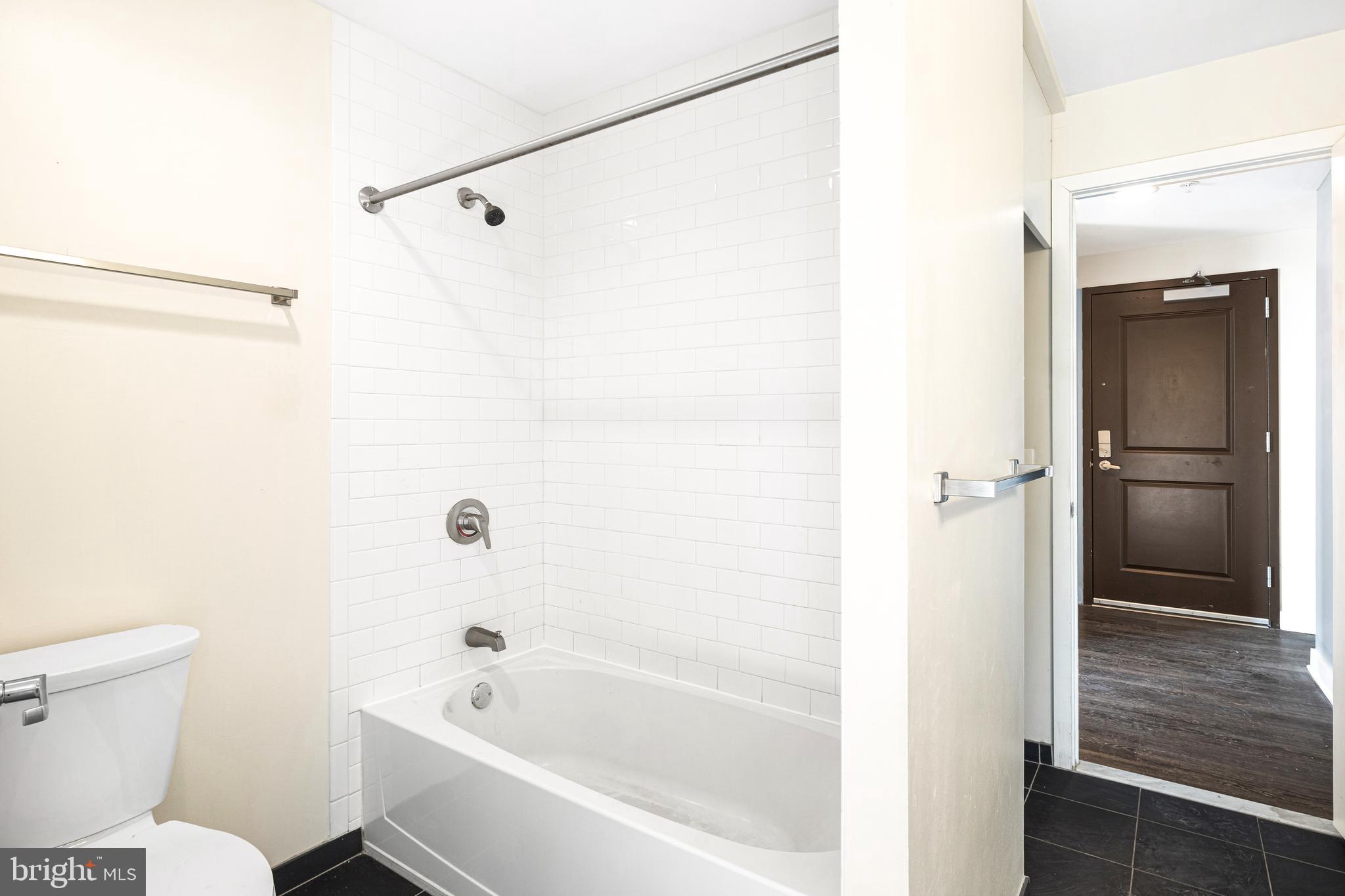 CENTER CITY - Residential Lease