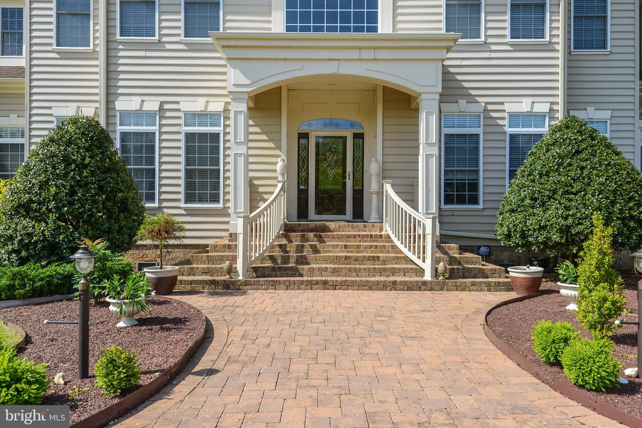 INDIAN CREEK - Residential