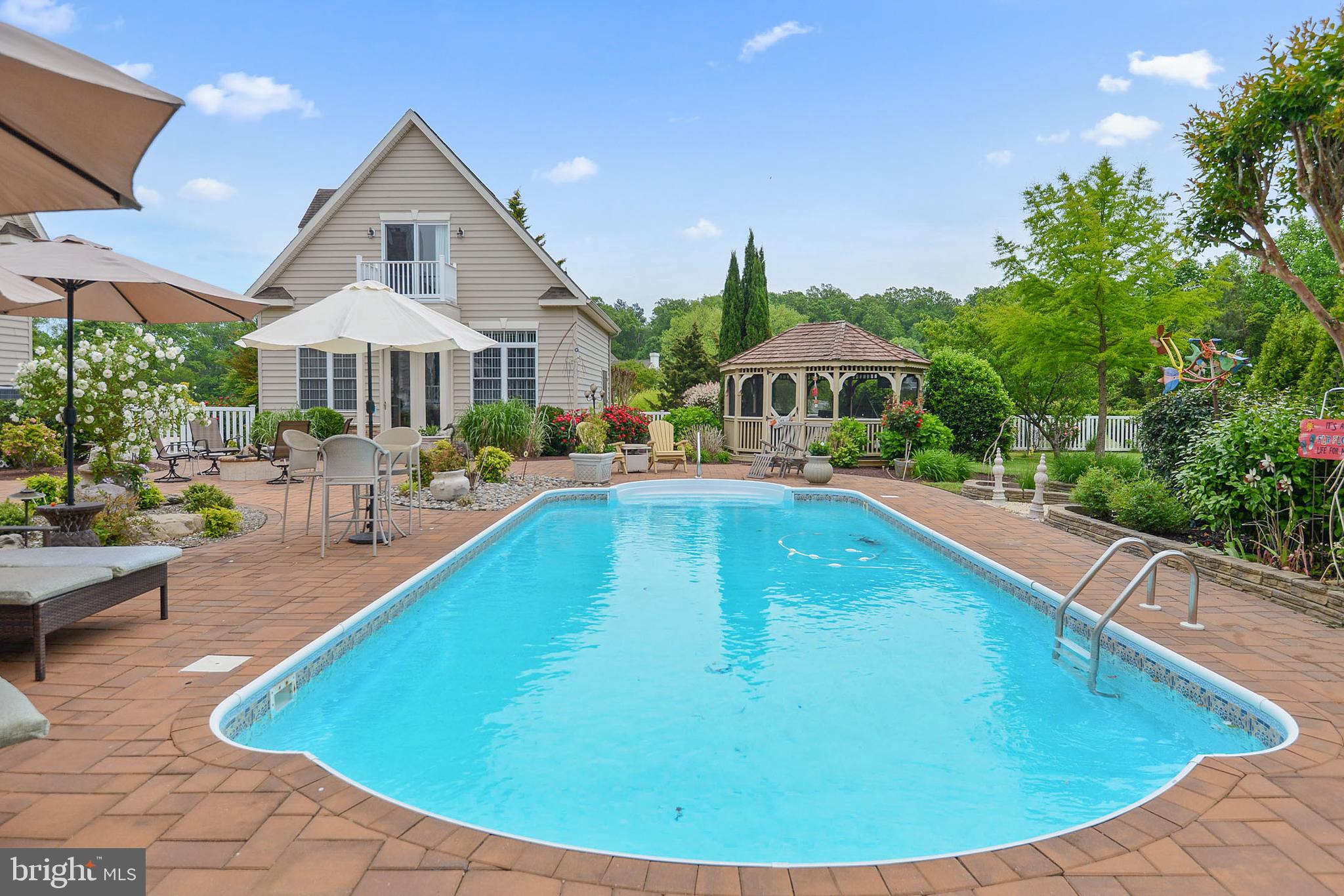 INDIAN CREEK - Residential