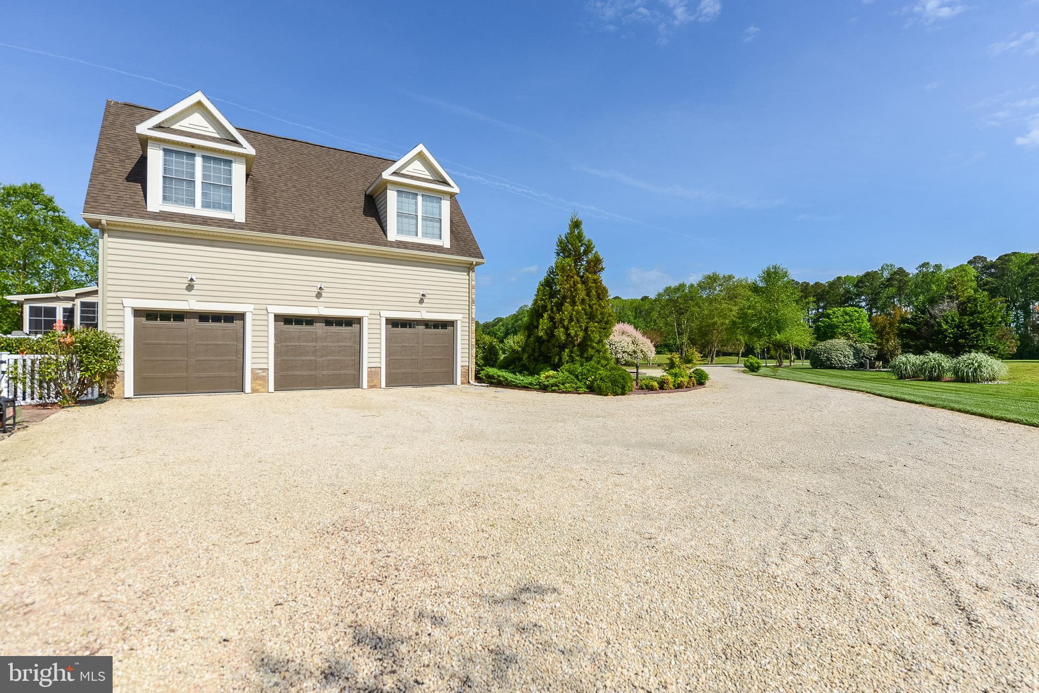 INDIAN CREEK - Residential
