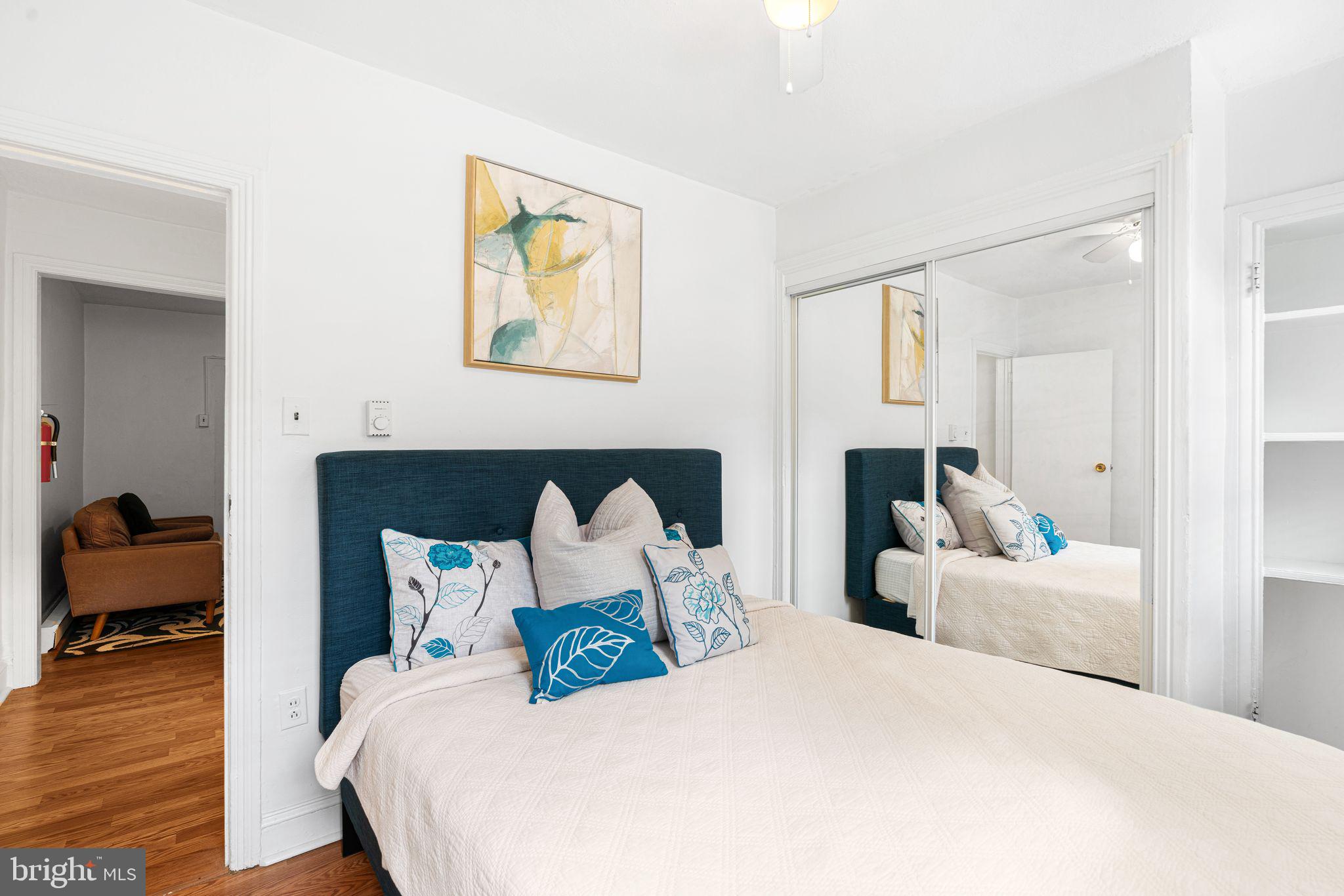 CENTER CITY - Residential Income