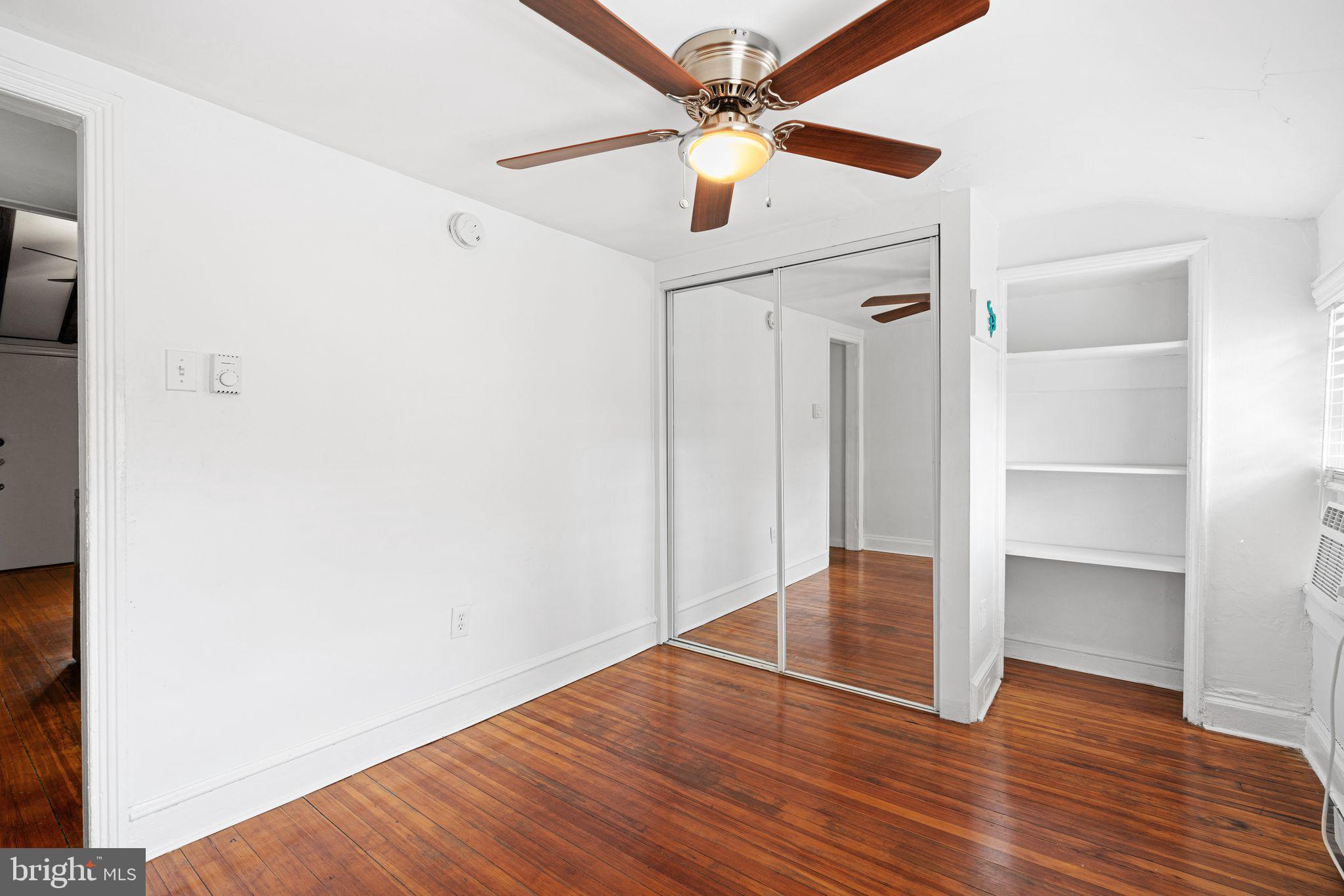 CENTER CITY - Residential Income