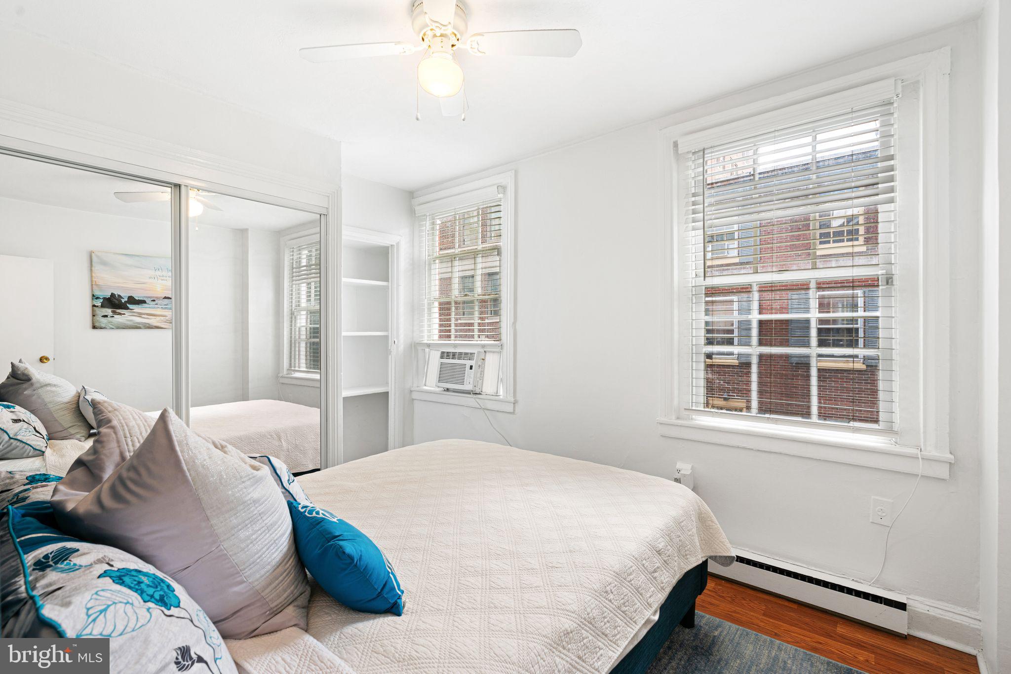 CENTER CITY - Residential Income