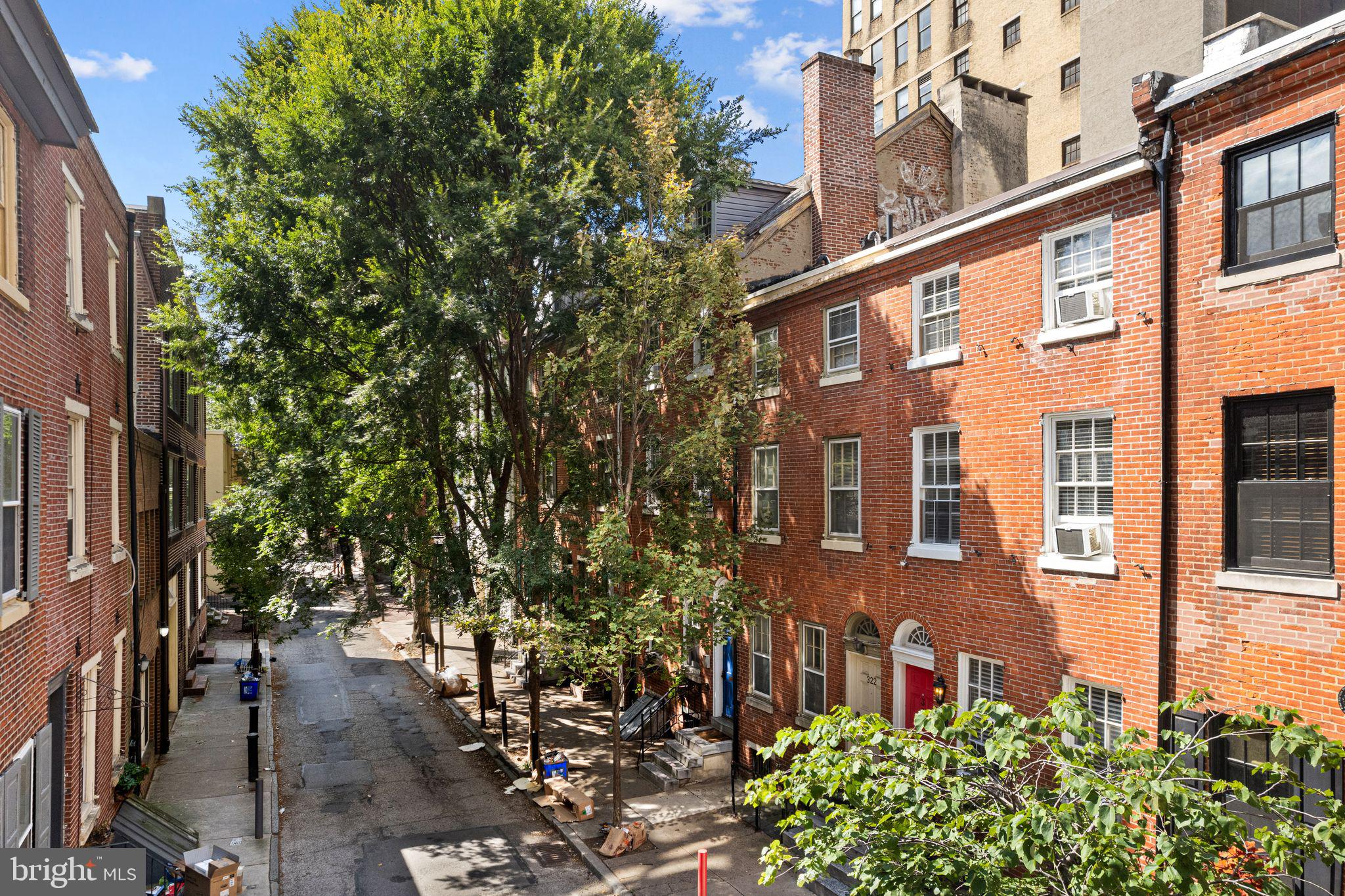 CENTER CITY - Residential Income