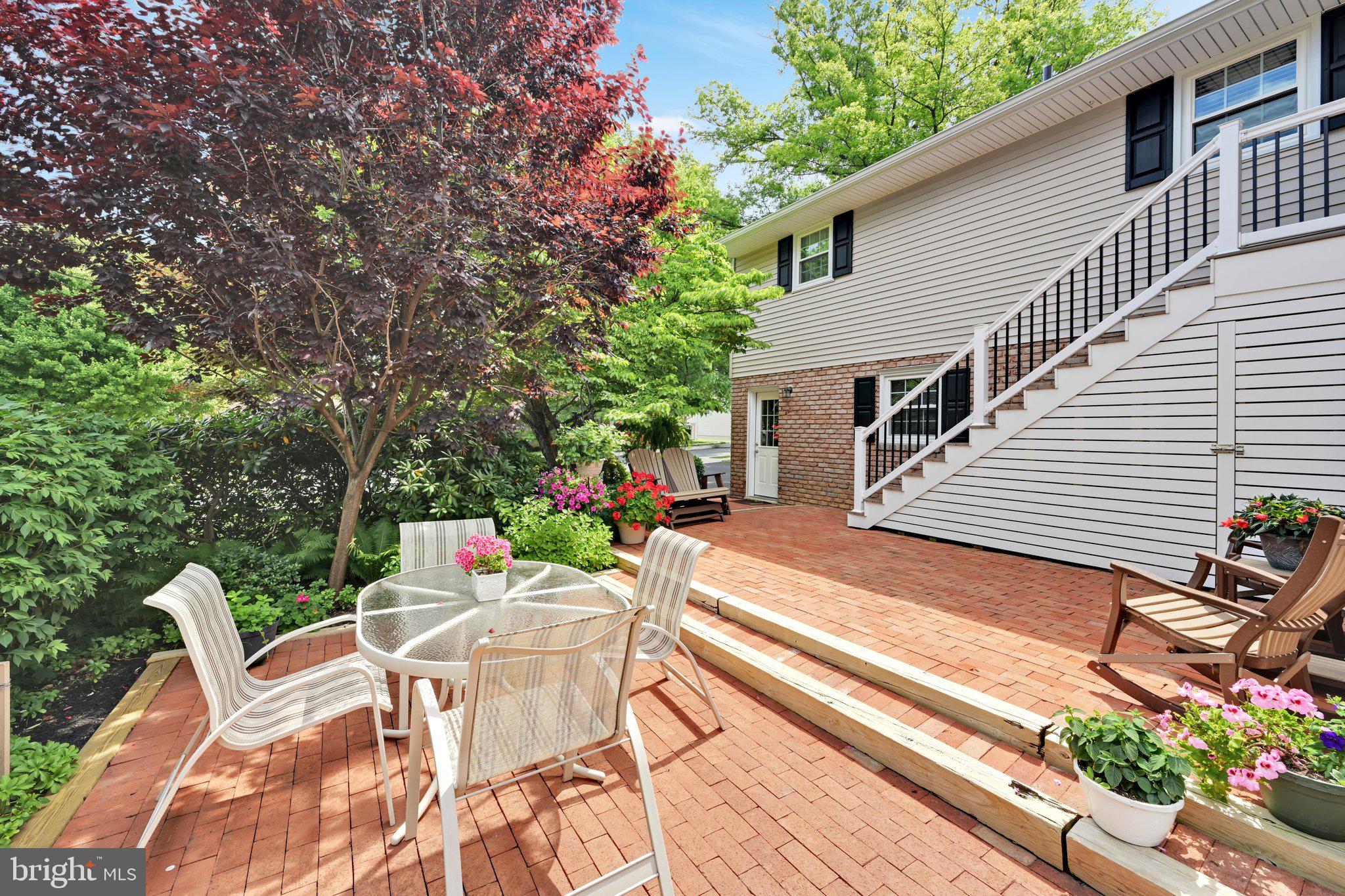 LINCOLN HEIGHTS - Residential