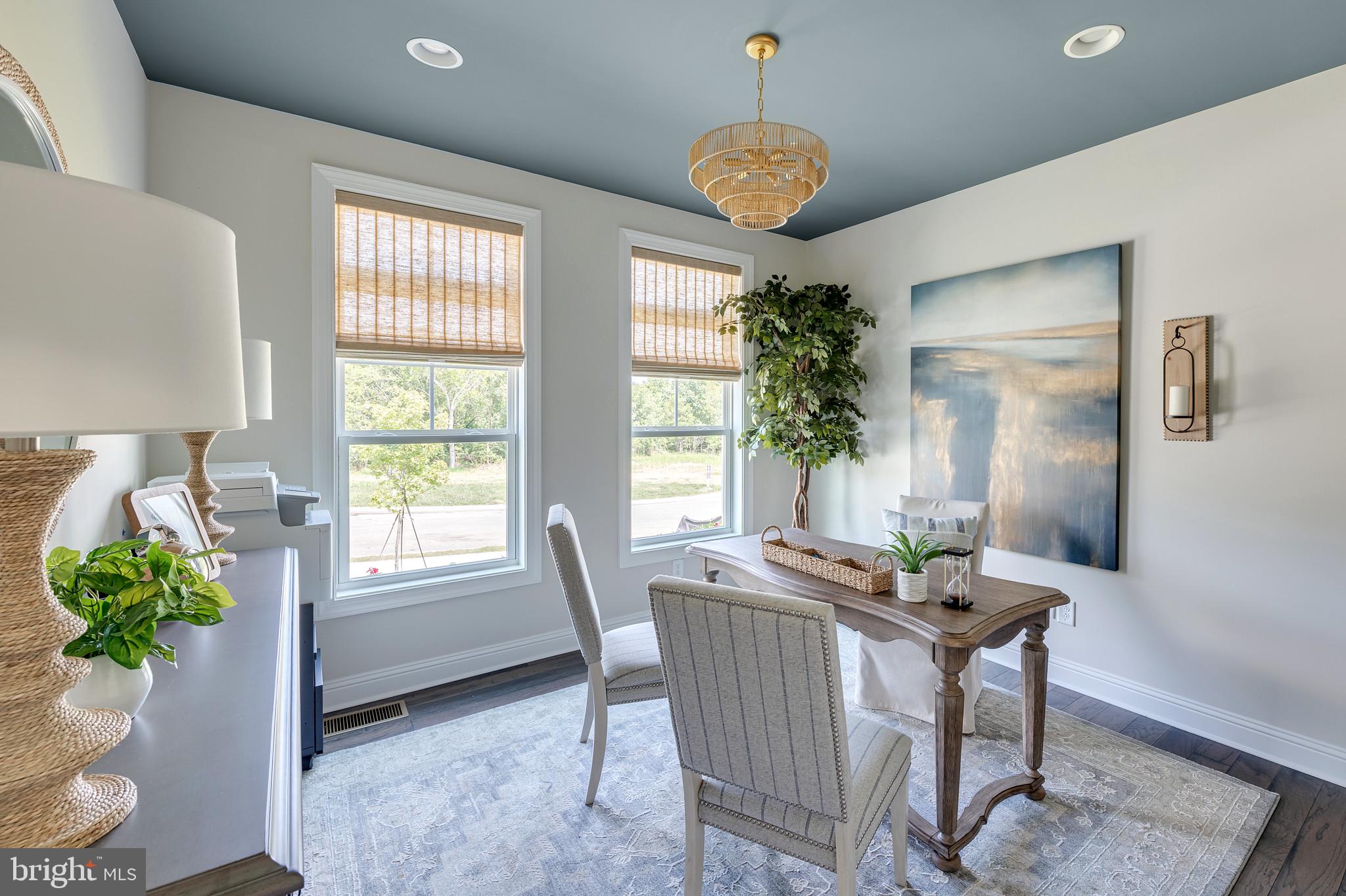 BRENTWOOD - Residential