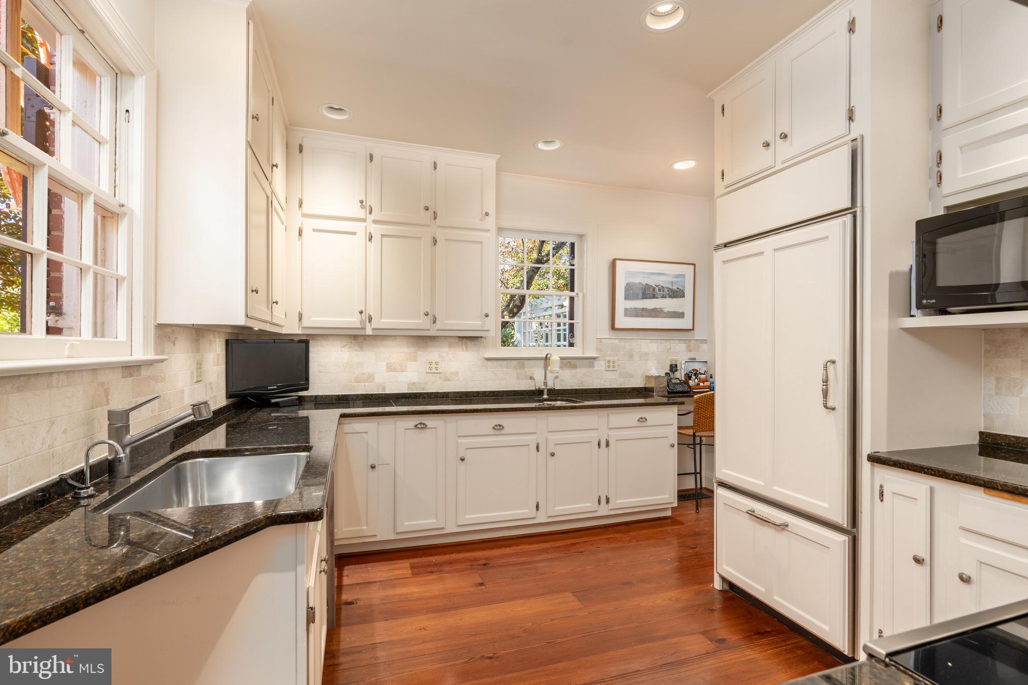 CHELSEA - Residential
