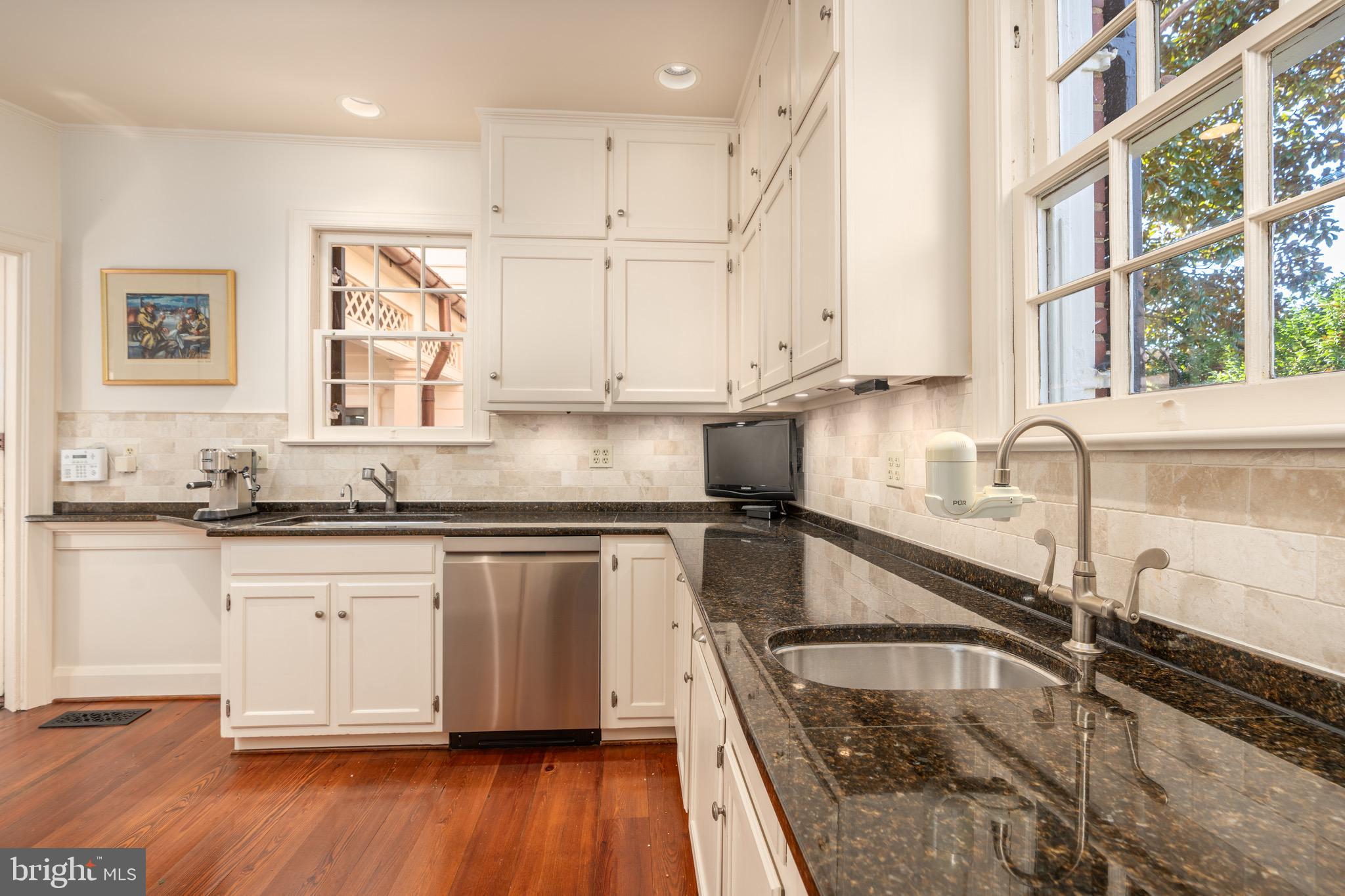 CHELSEA - Residential