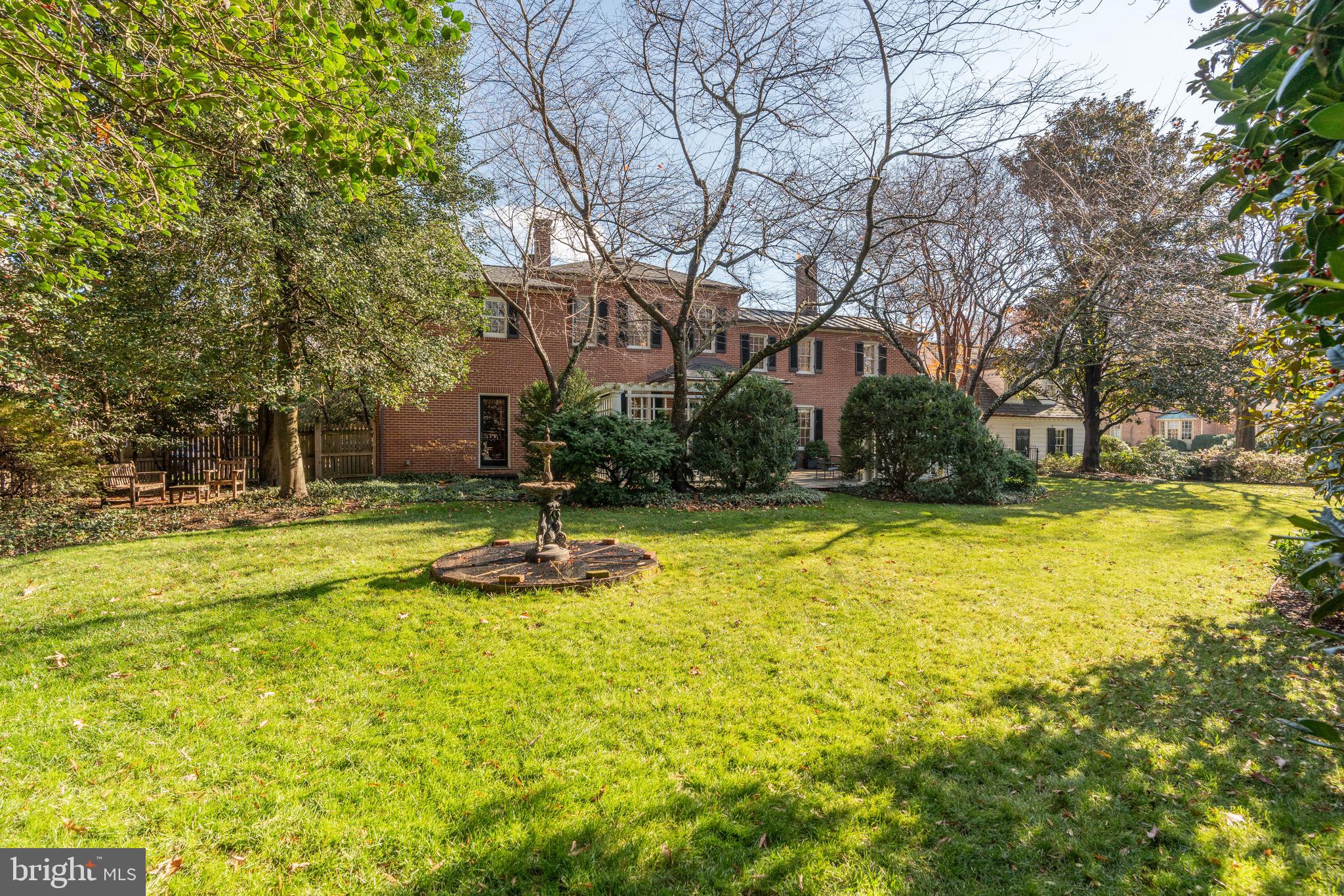 CHELSEA - Residential