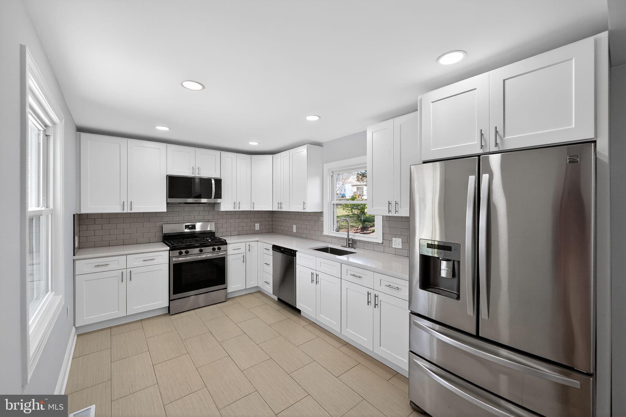 RIDGE VIEW - Residential