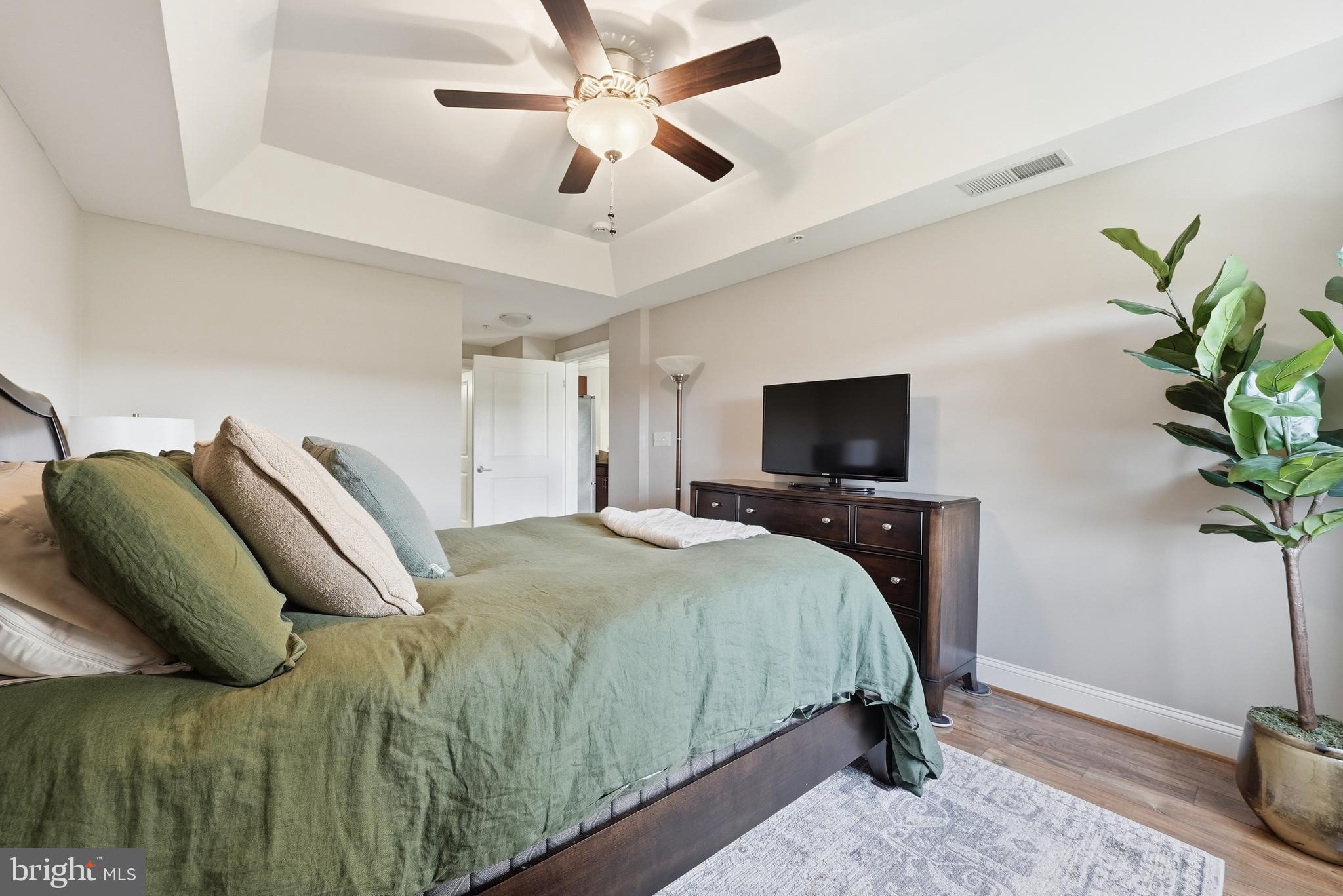 ISABELLA AT MONTICELLO MEWS - Residential