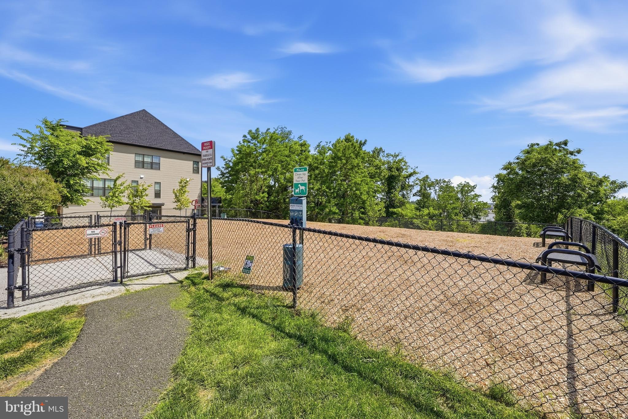 ISABELLA AT MONTICELLO MEWS - Residential