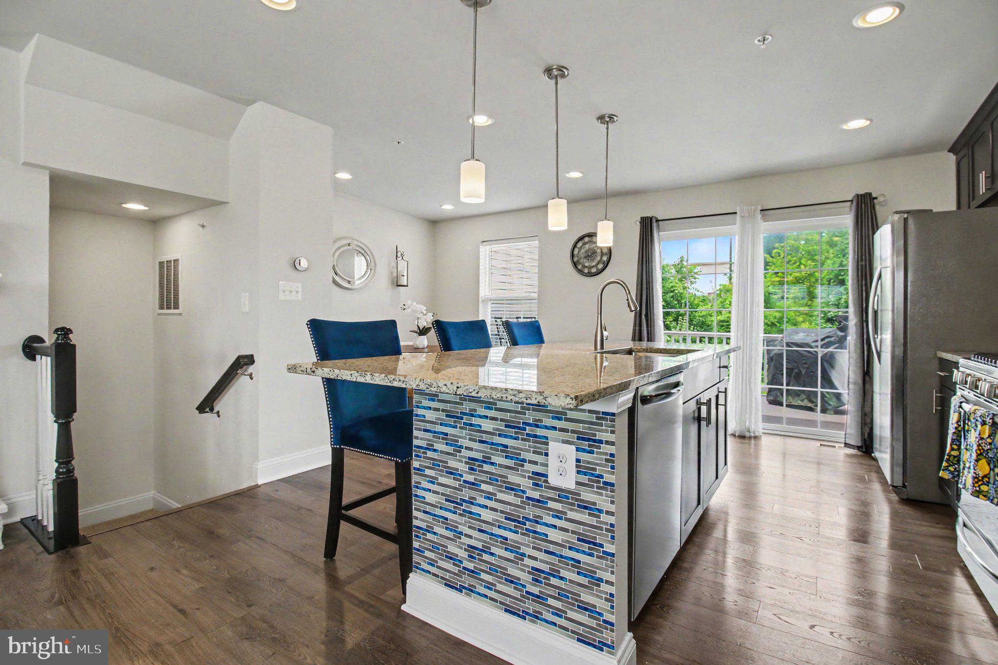 RAVENHURST GLEN - Residential