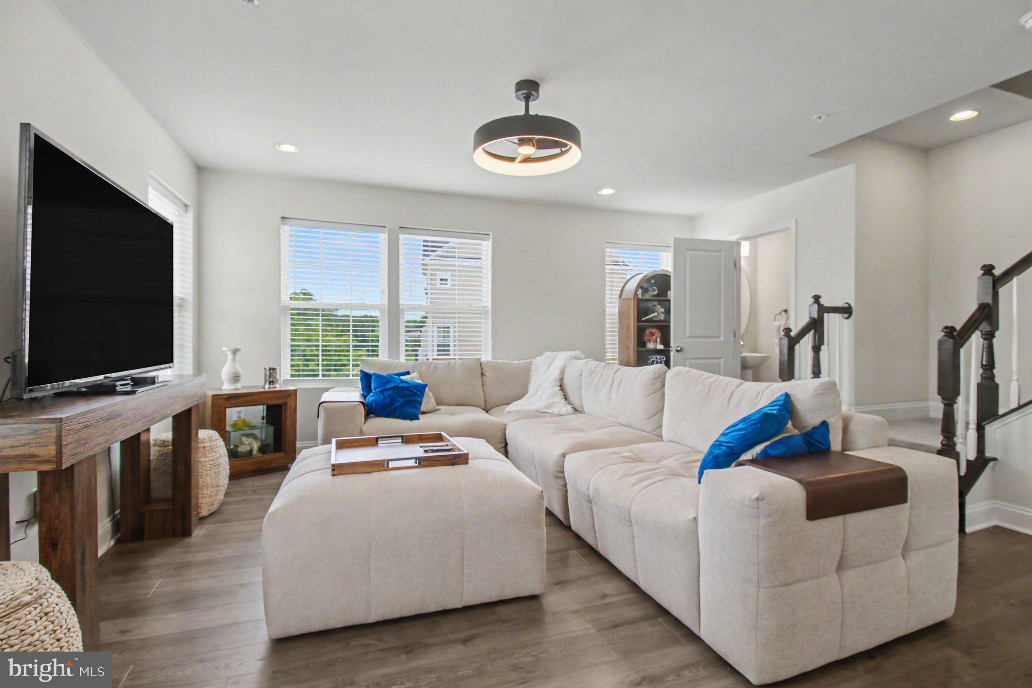 RAVENHURST GLEN - Residential