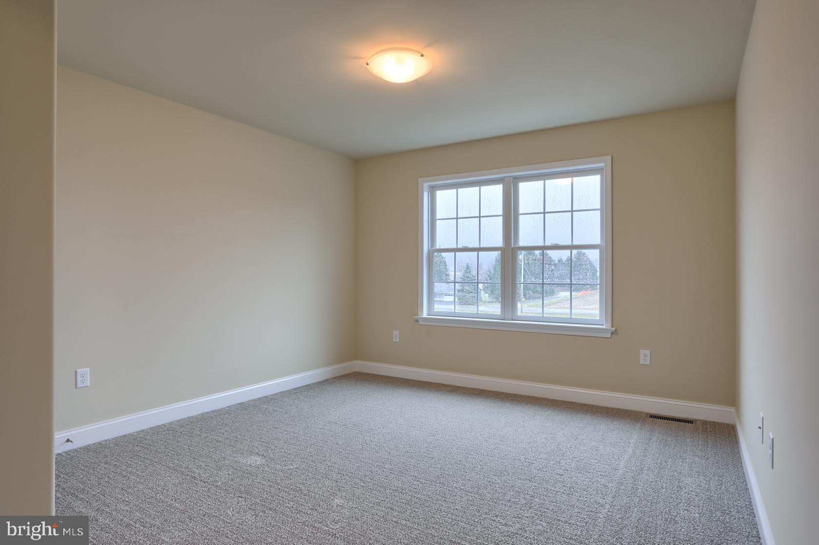 THE ESTATES AT HEARTHSIDE - Residential