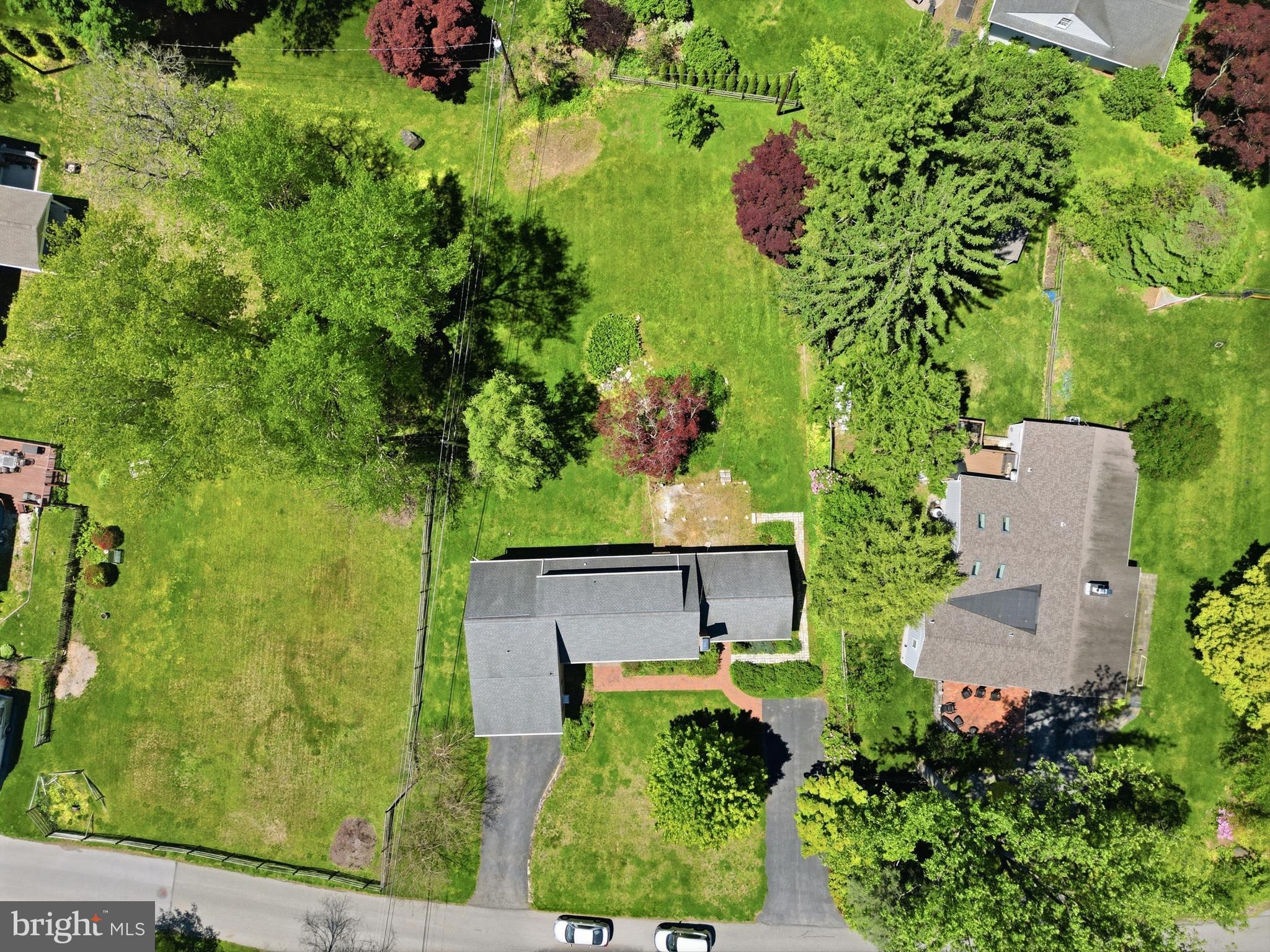 ROSLYN - Residential