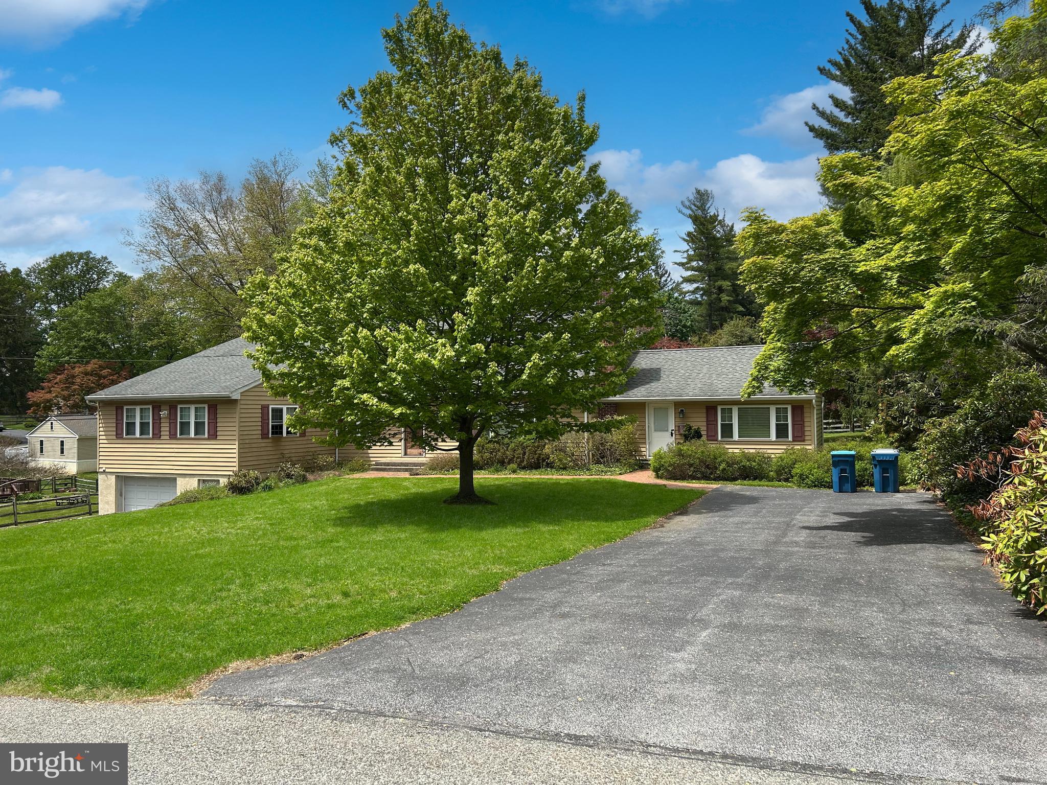 ROSLYN - Residential