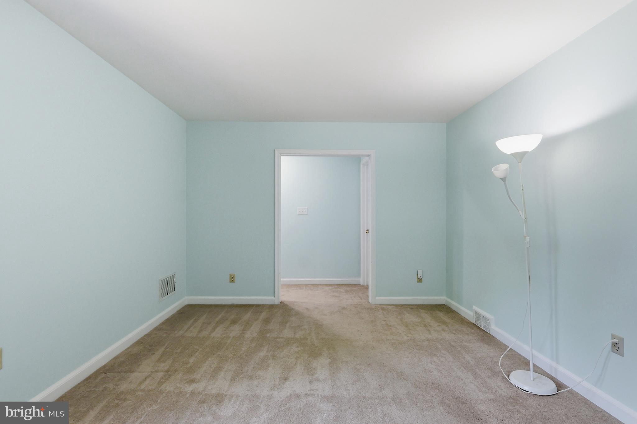 ROSLYN - Residential