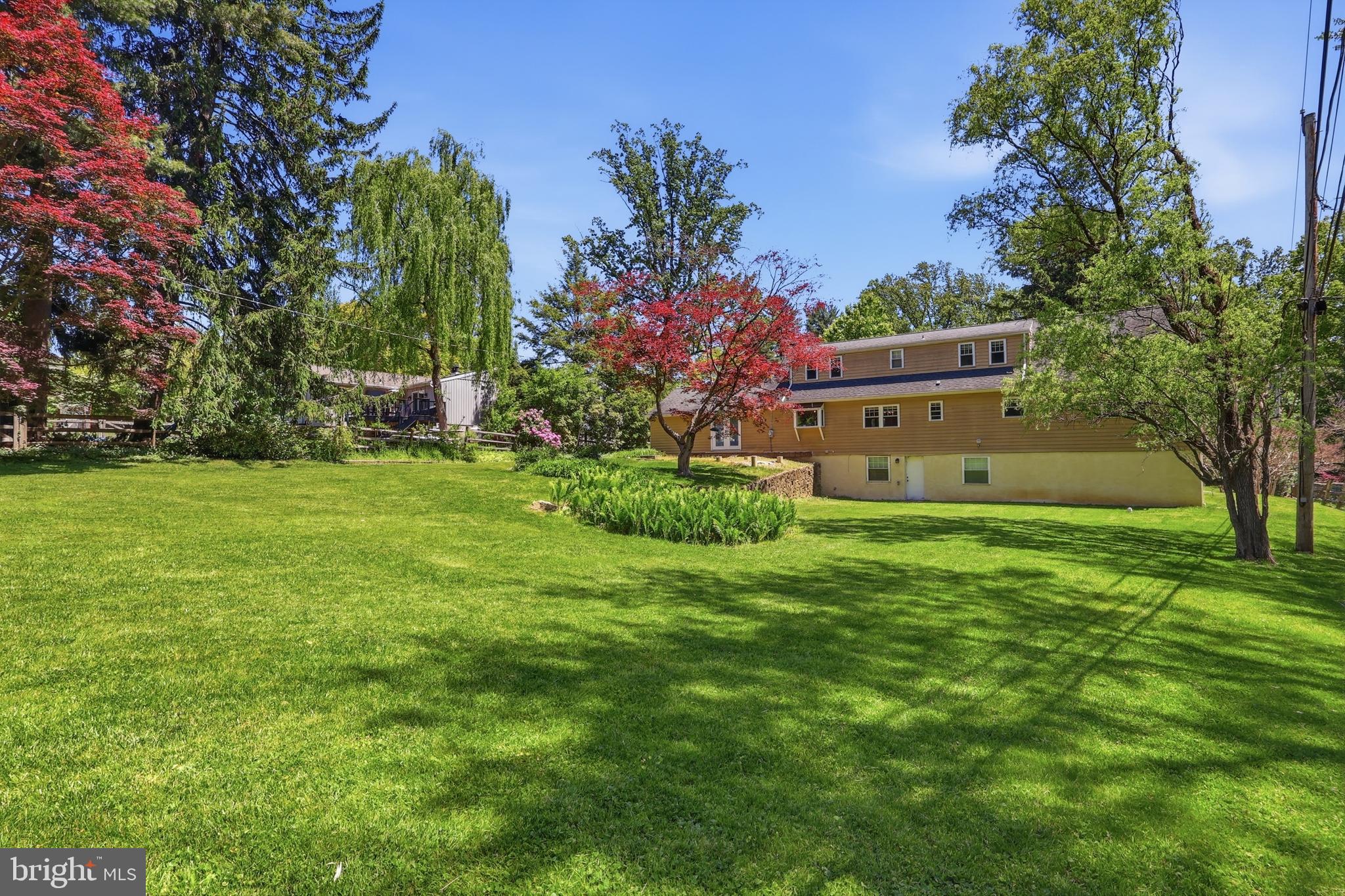 ROSLYN - Residential