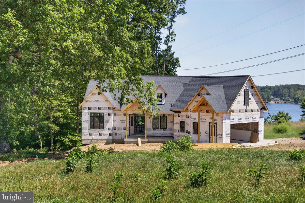 ROCK ISLAND LANDING - Residential