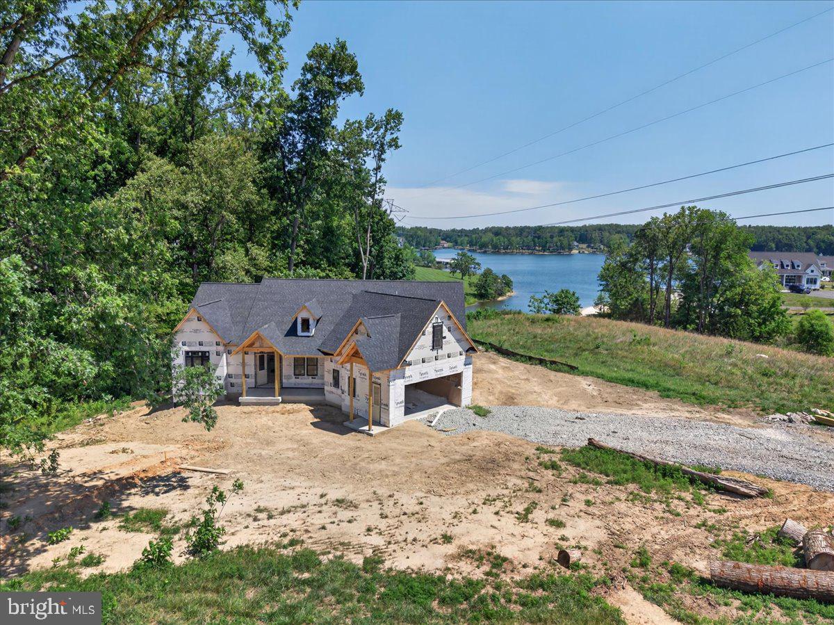 ROCK ISLAND LANDING - Residential