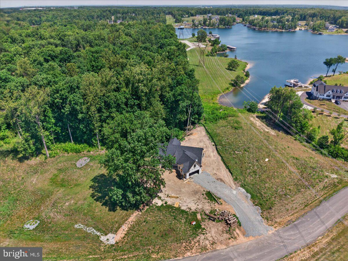 ROCK ISLAND LANDING - Residential