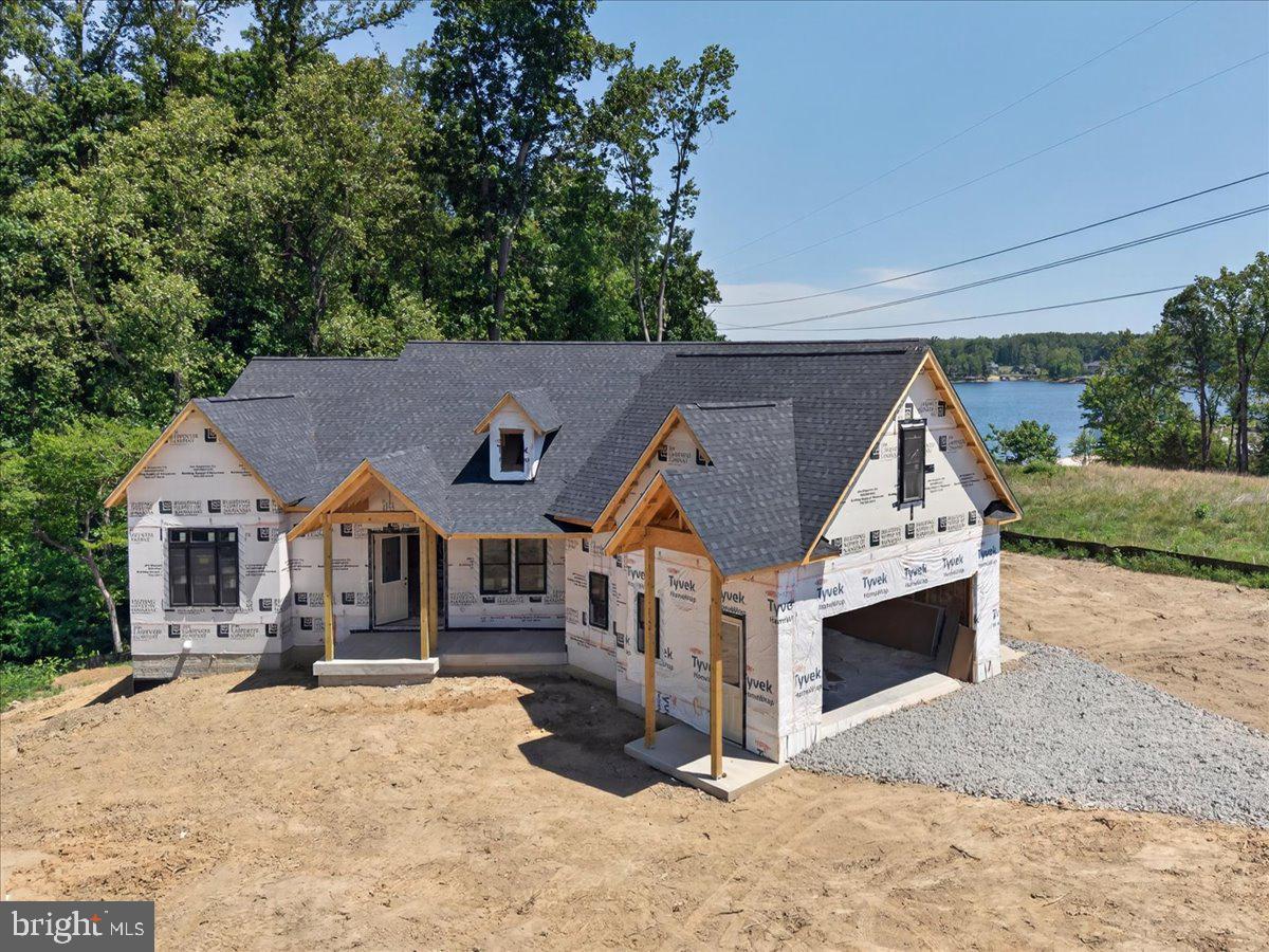 ROCK ISLAND LANDING - Residential
