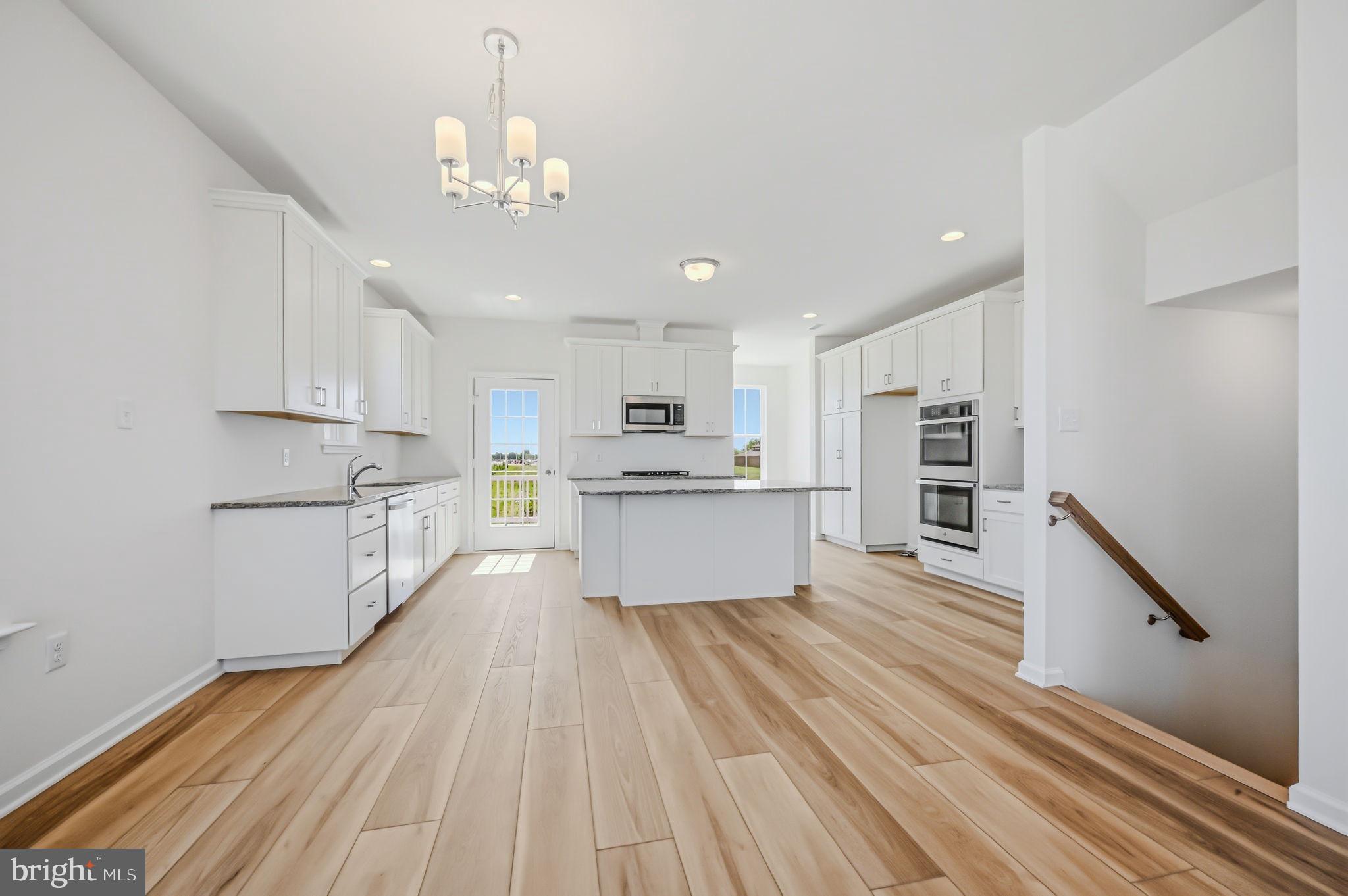 VILLAGE OF BAYBERRY - Residential