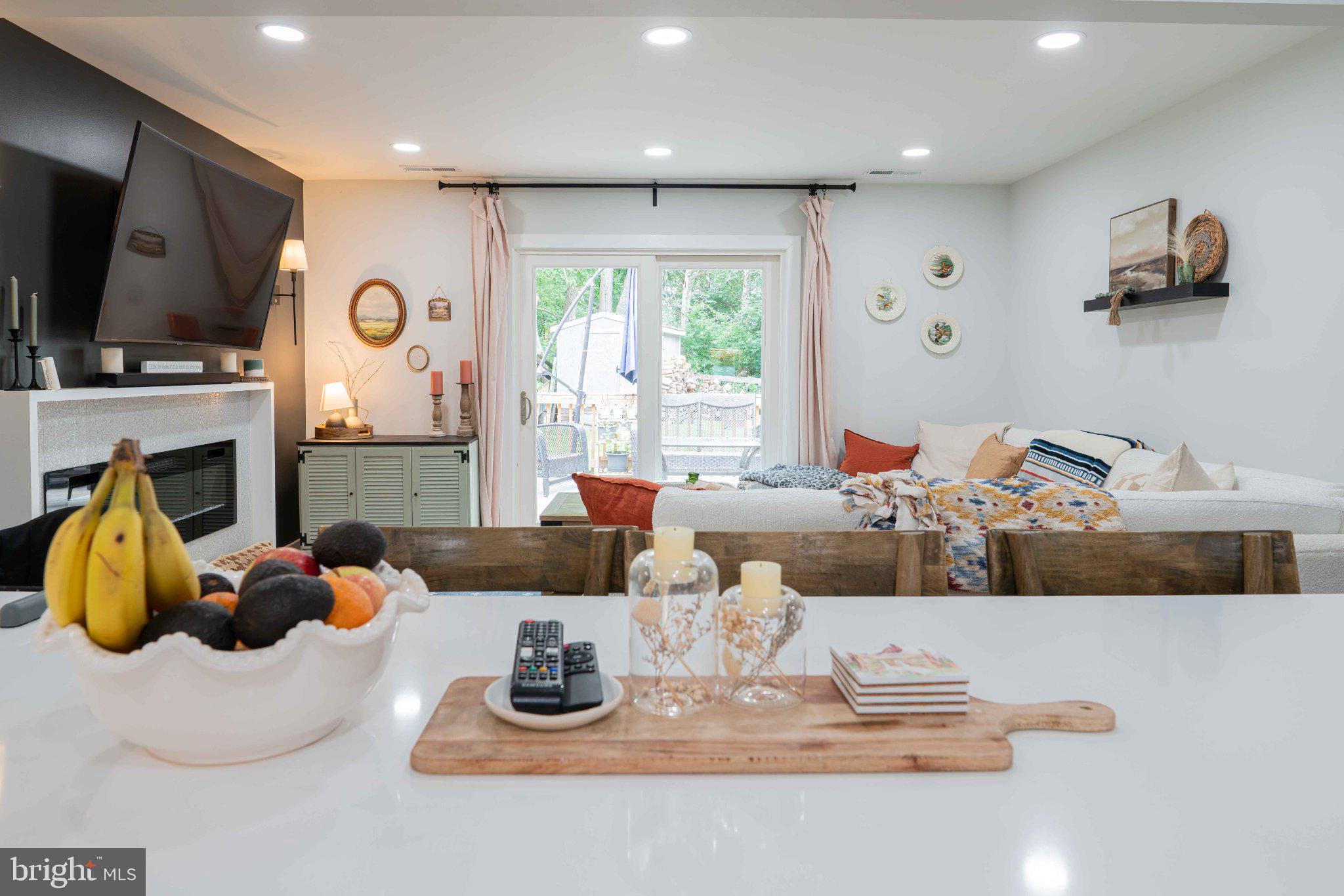 MRS H L STINNETT - Residential