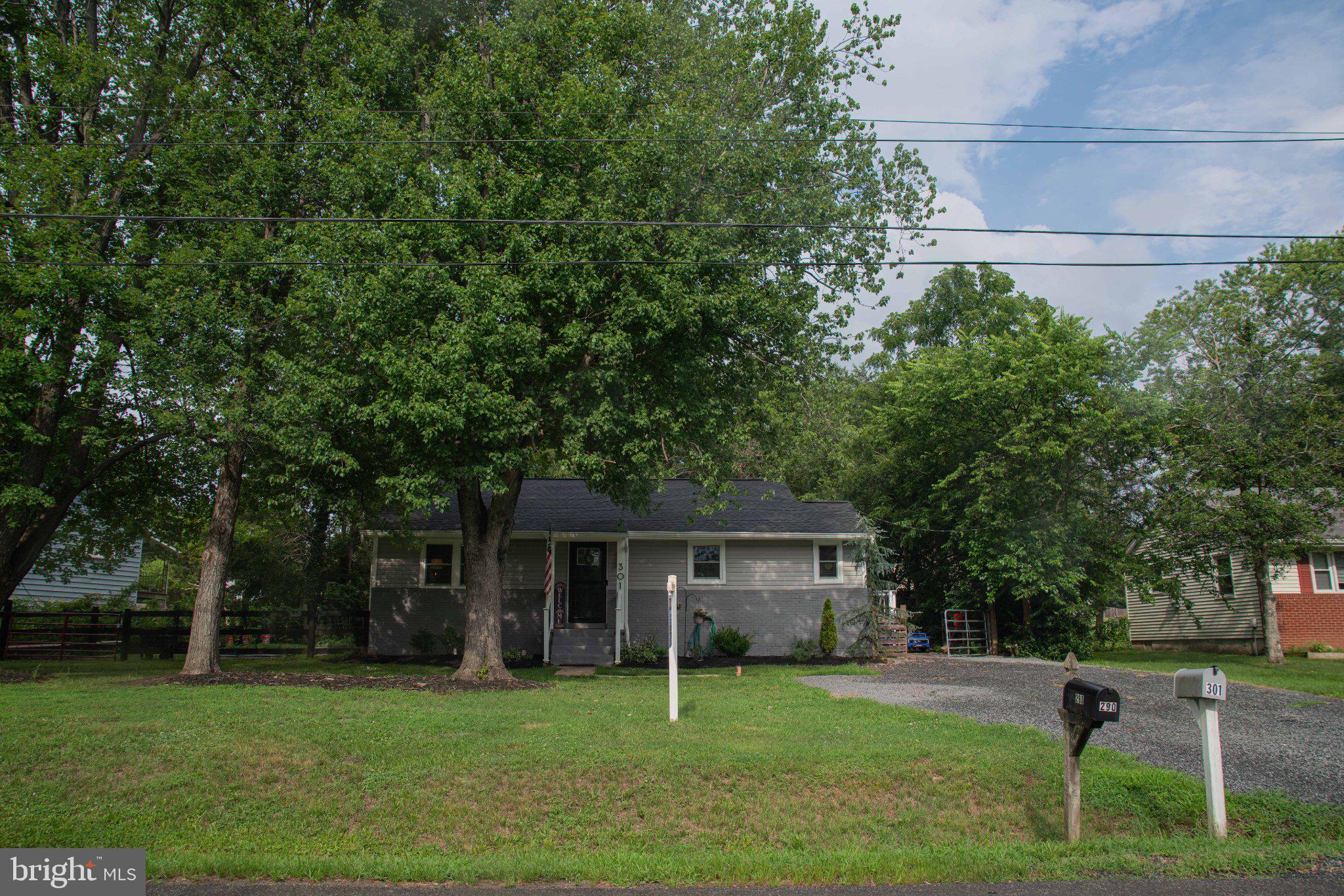 MRS H L STINNETT - Residential