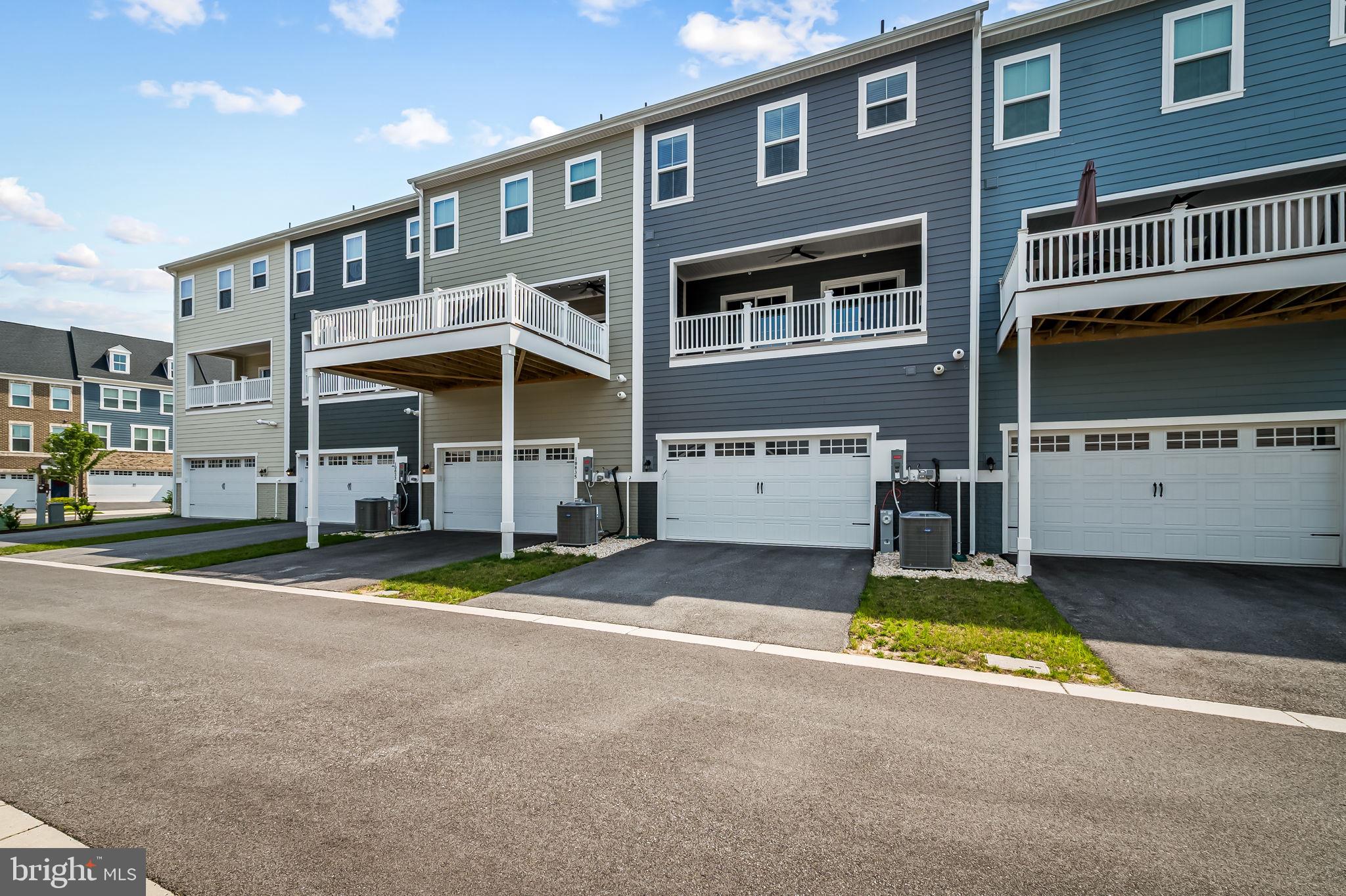 GREENLEIGH AT CROSSROADS - Residential