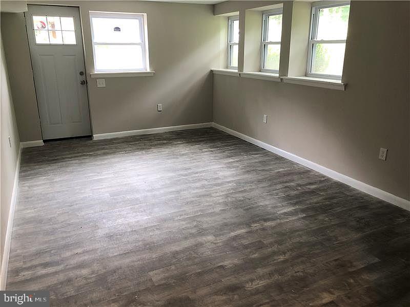 HUNTINGDON VALLEY - Residential