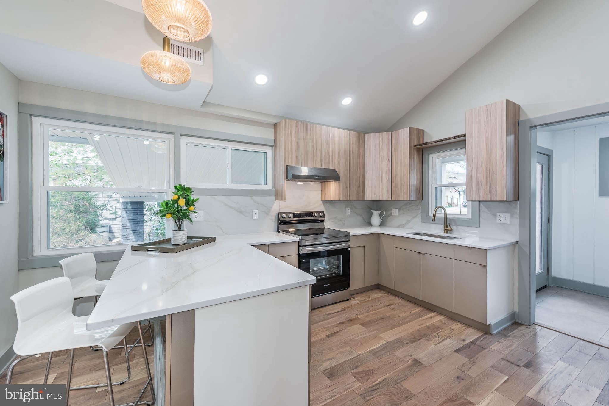 KNOLLWOOD - Residential