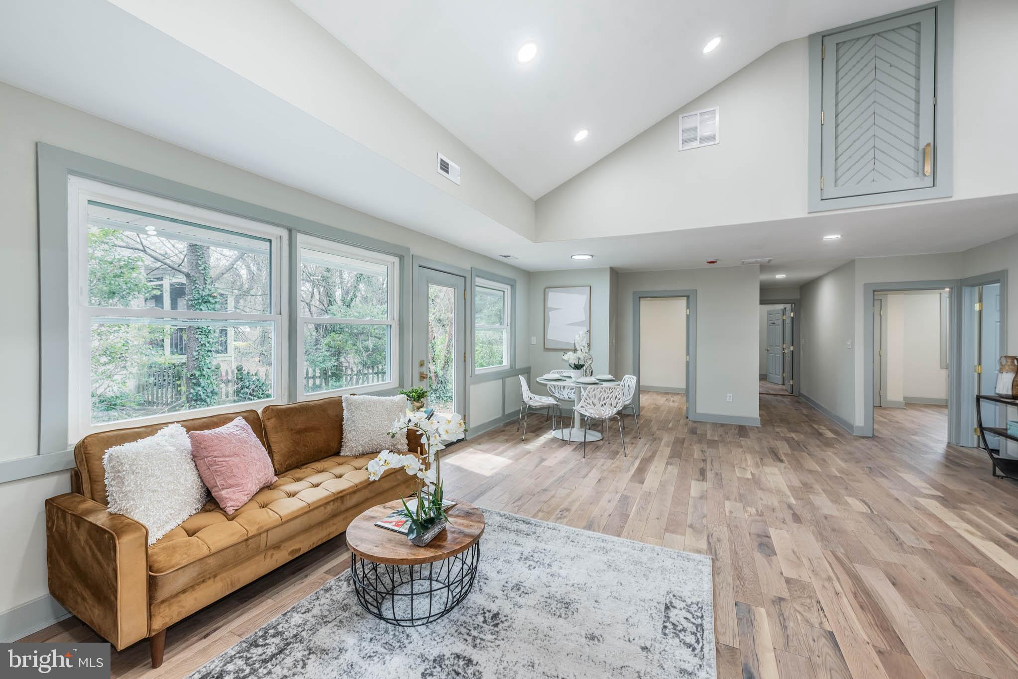 KNOLLWOOD - Residential