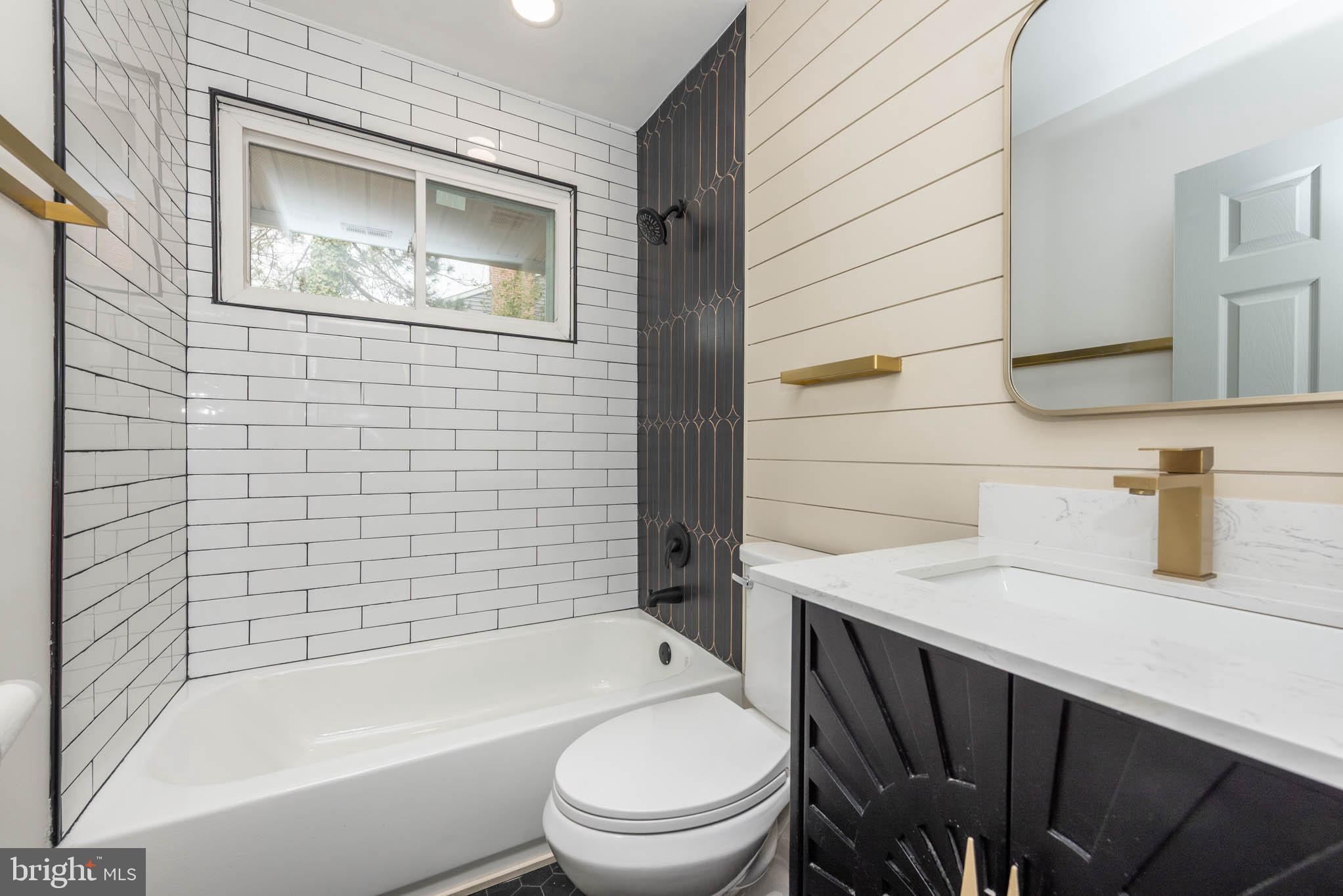 KNOLLWOOD - Residential