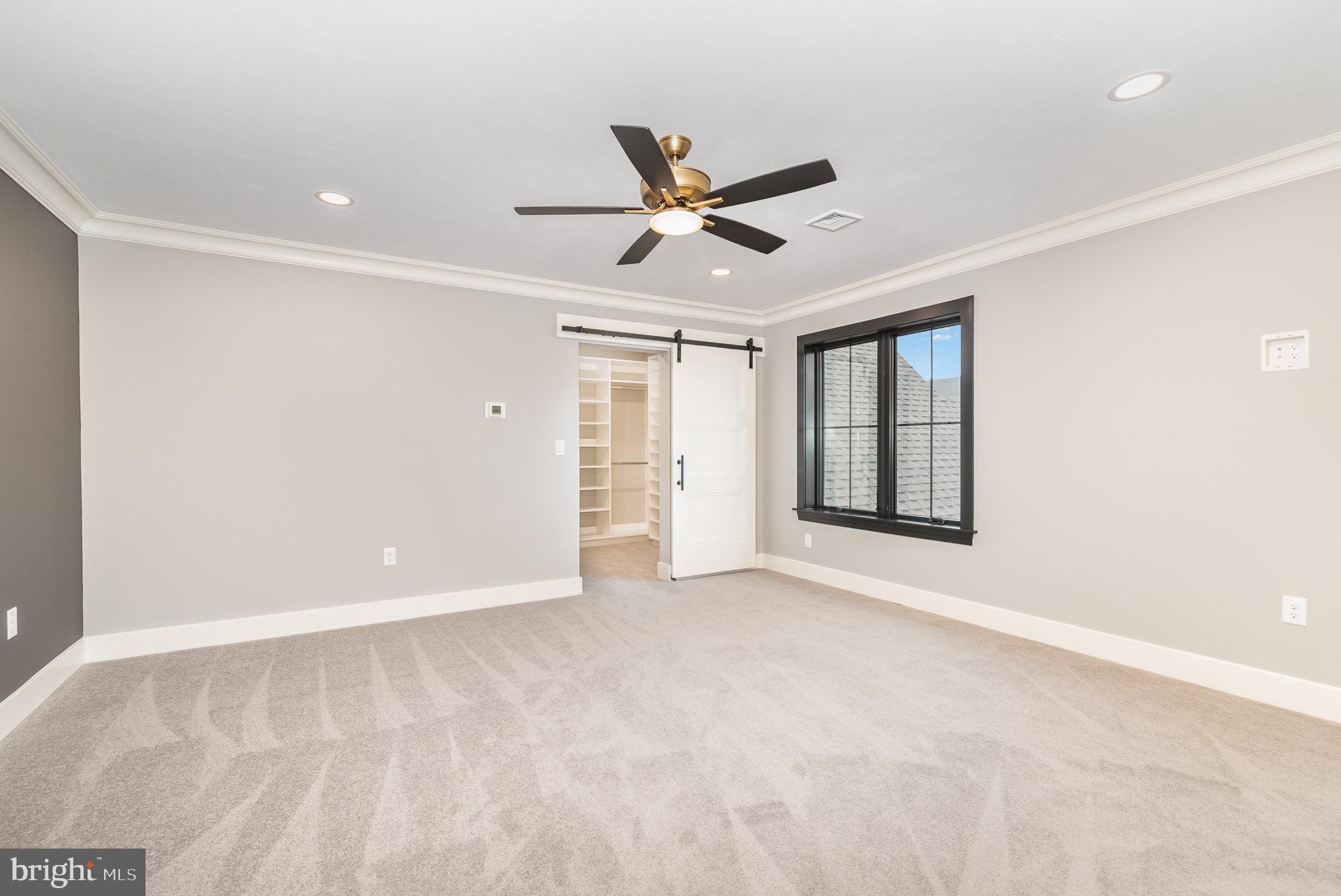 GLENDALE ESTATES - Residential