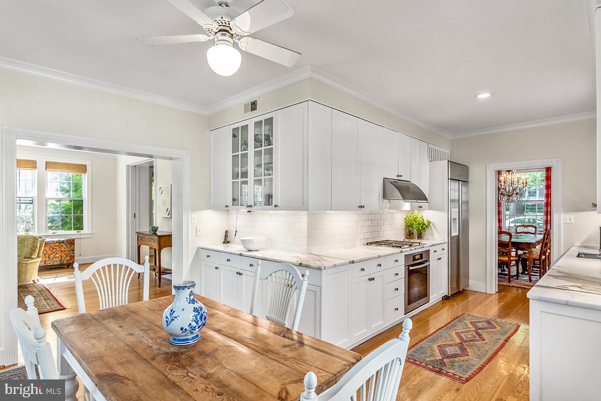 CHEVY CHASE - Residential