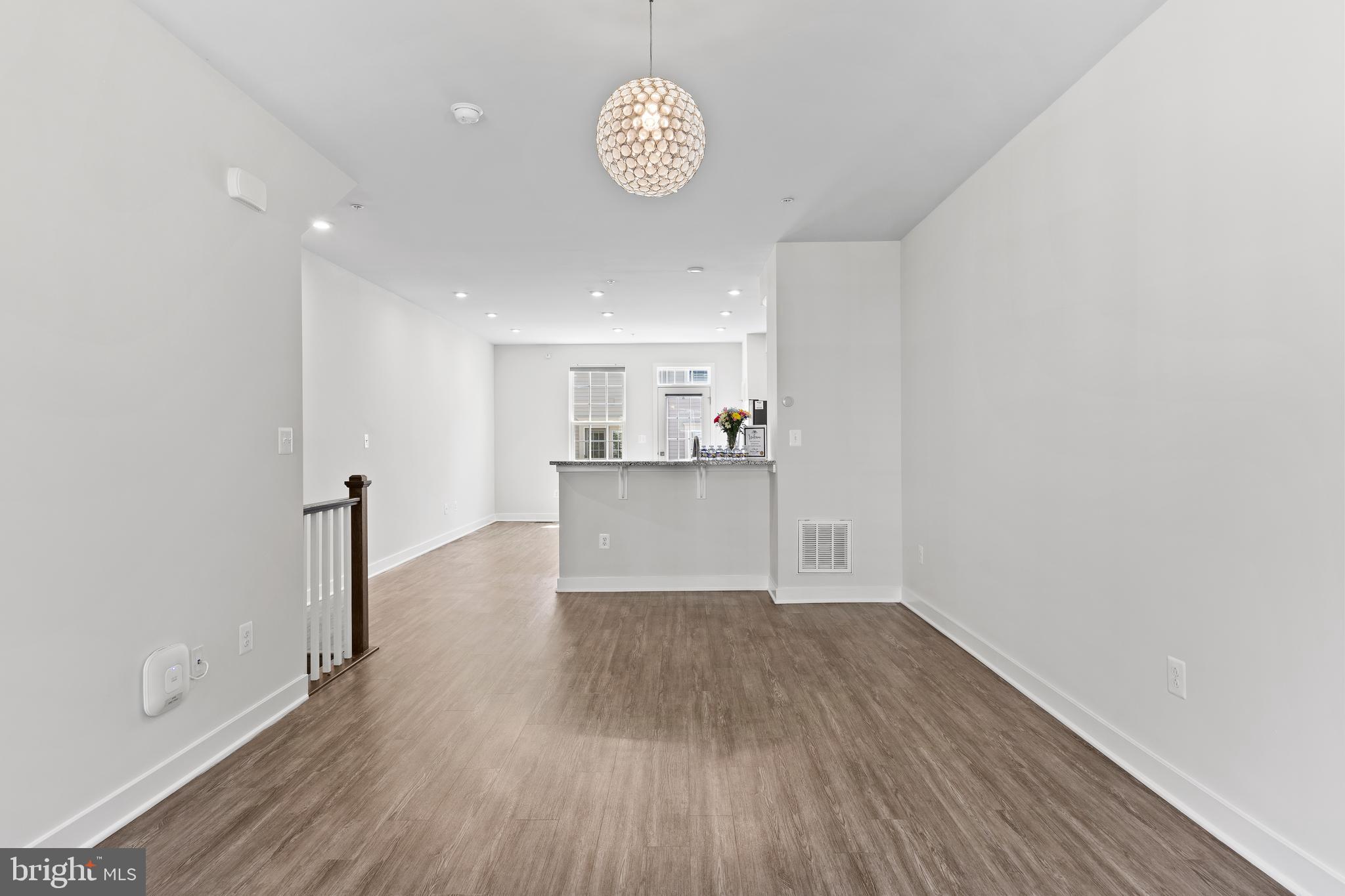 GREENBELT STATION - Residential