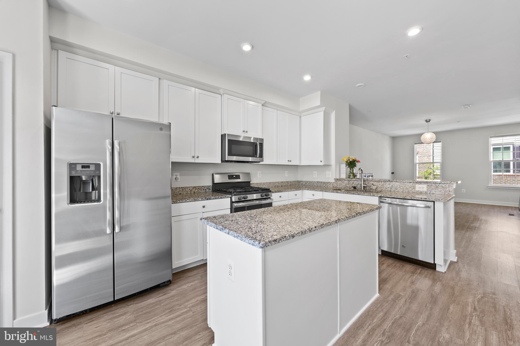 GREENBELT STATION - Residential